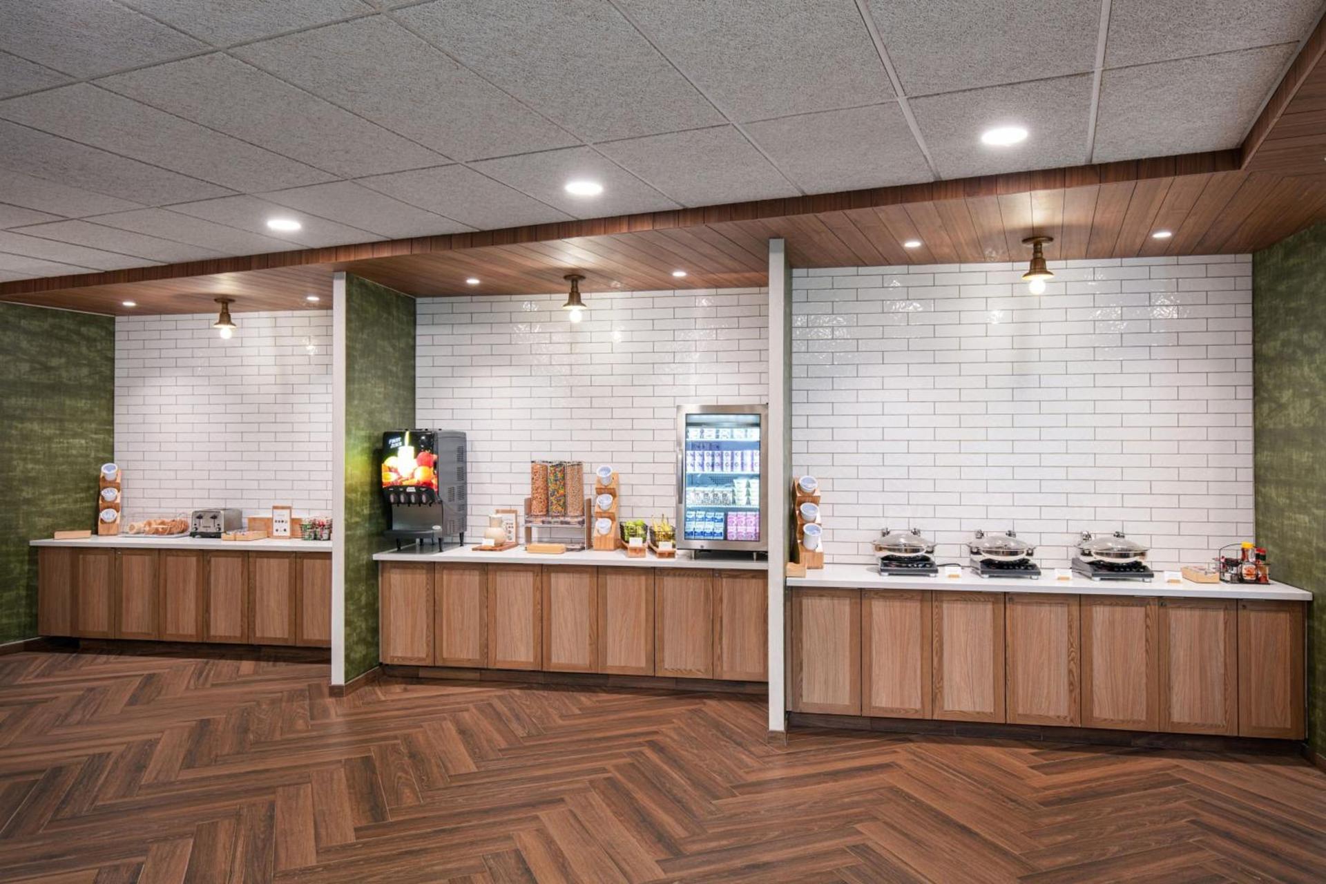 Fairfield by Marriott Inn & Suites Omaha at MH Landing photo 26