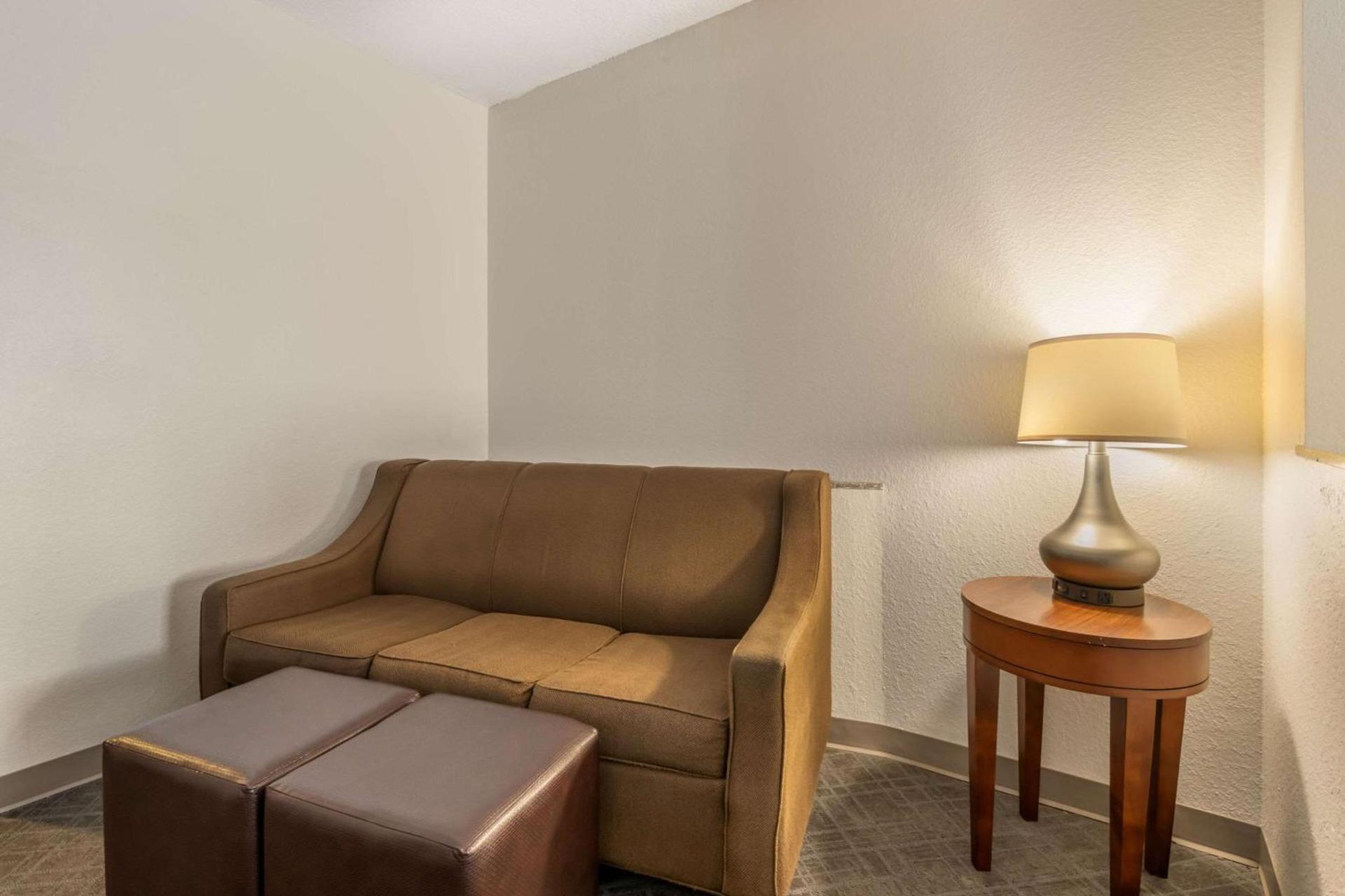 Comfort Suites Ocala North photo 16