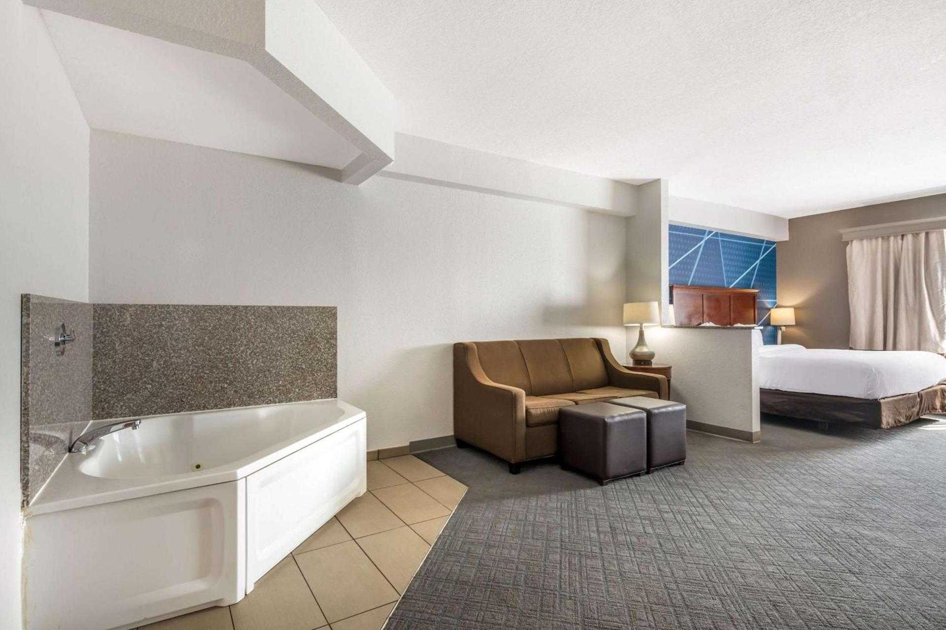 Comfort Suites Ocala North photo 24