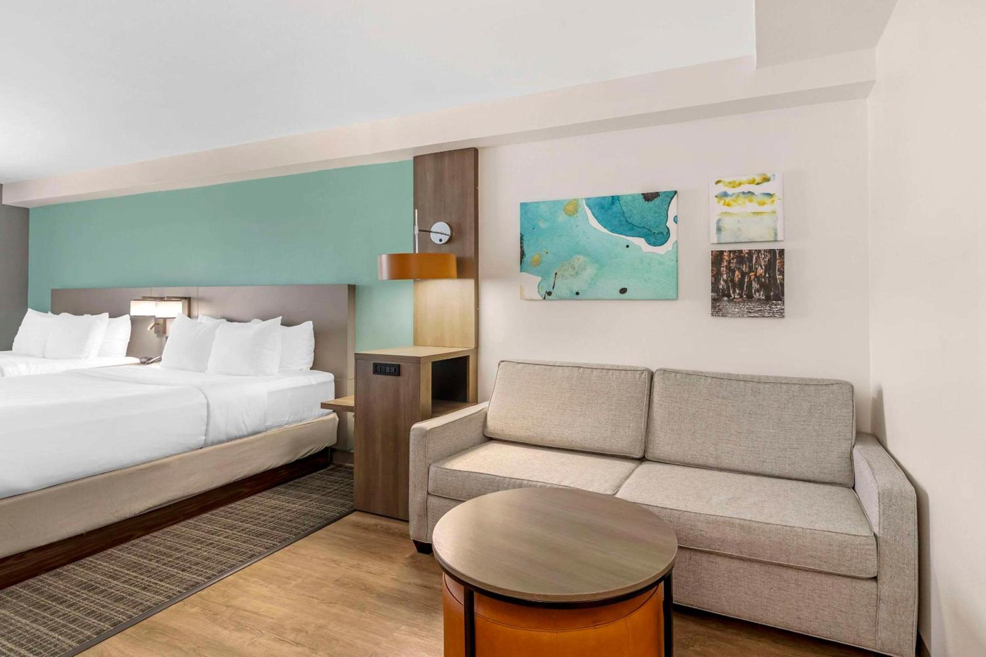 Comfort Suites Valdosta Mall Area photo 15