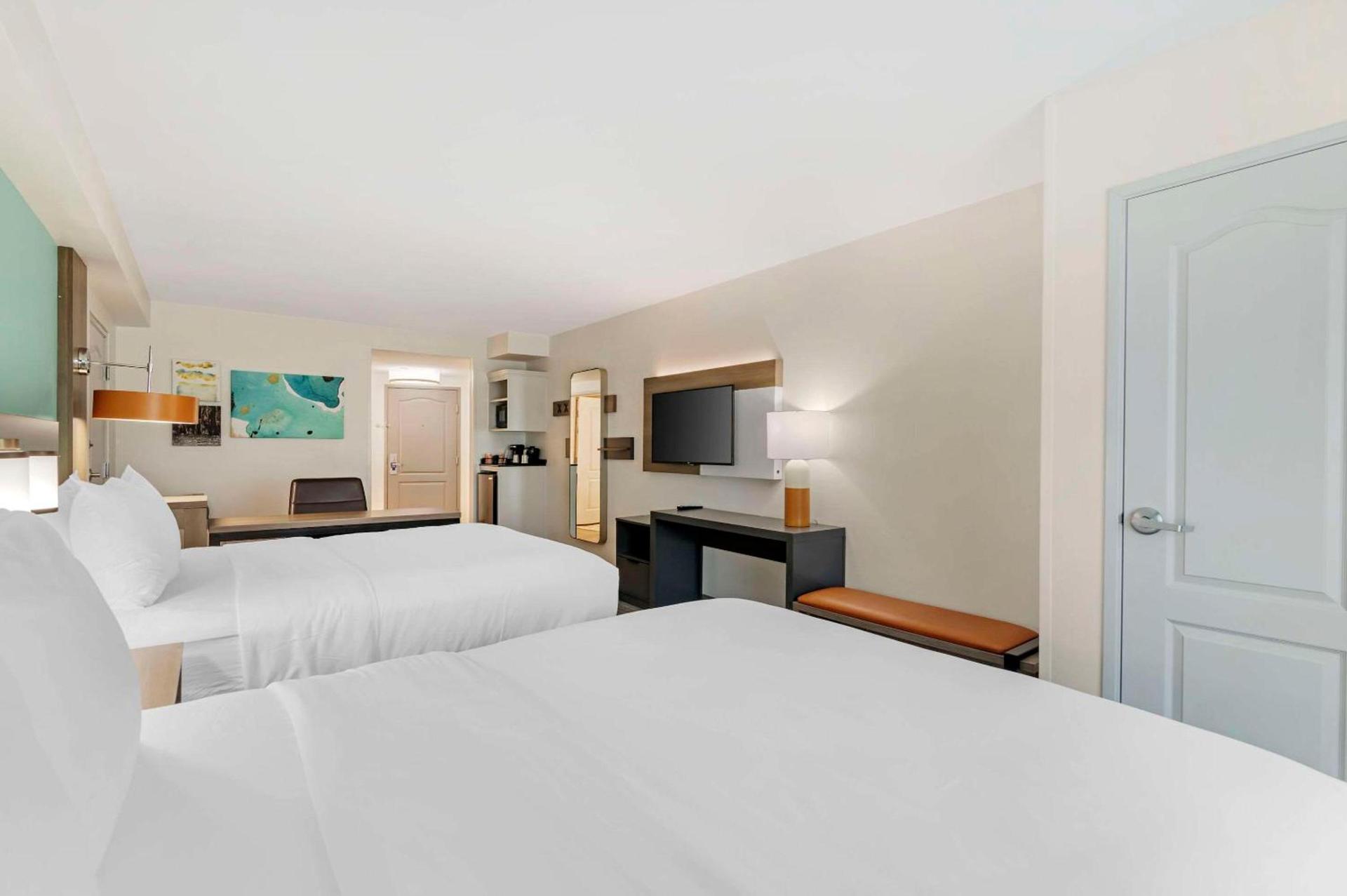 Comfort Suites Valdosta Mall Area photo 19