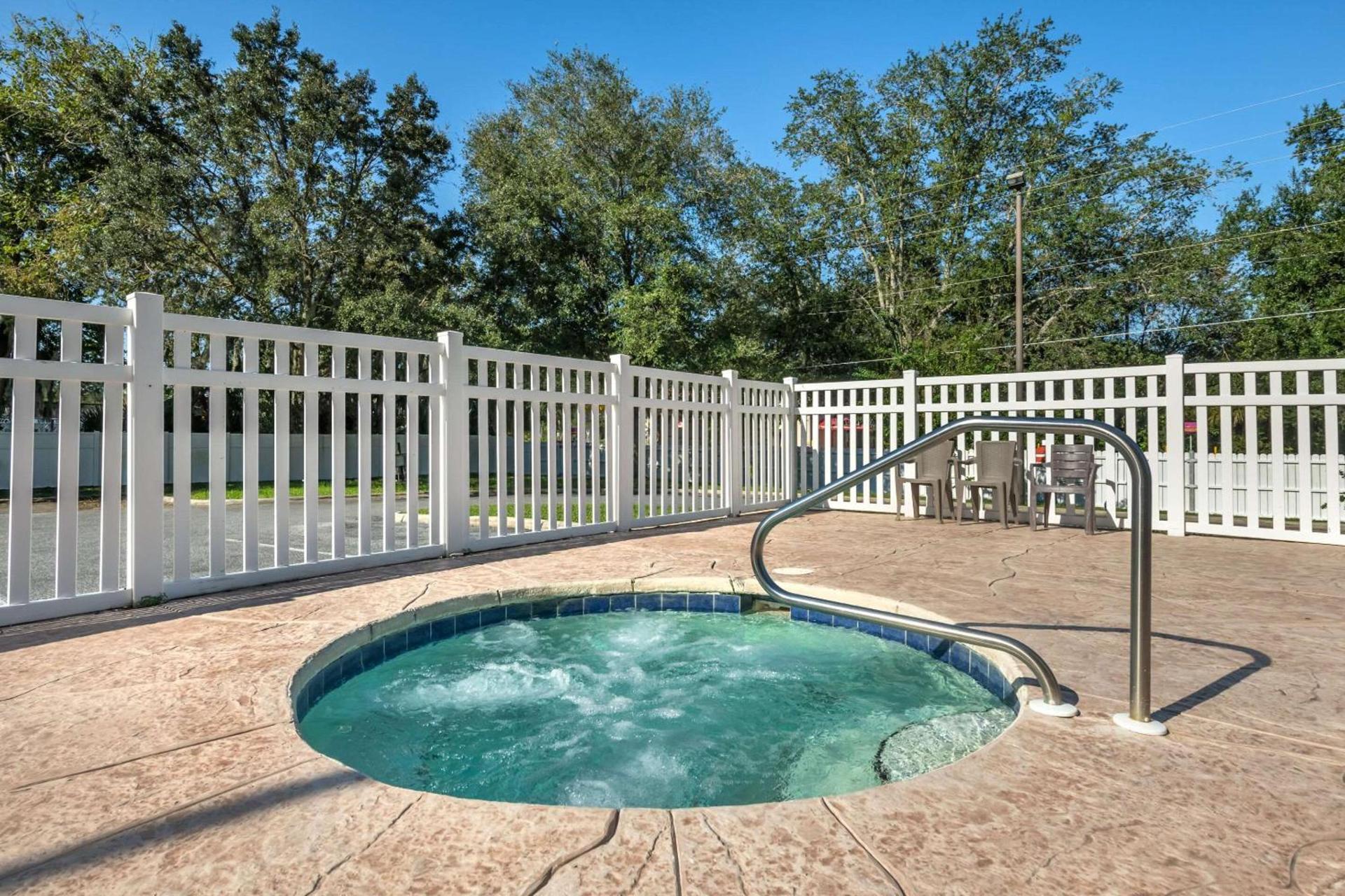 Comfort Suites Ocala North photo 27