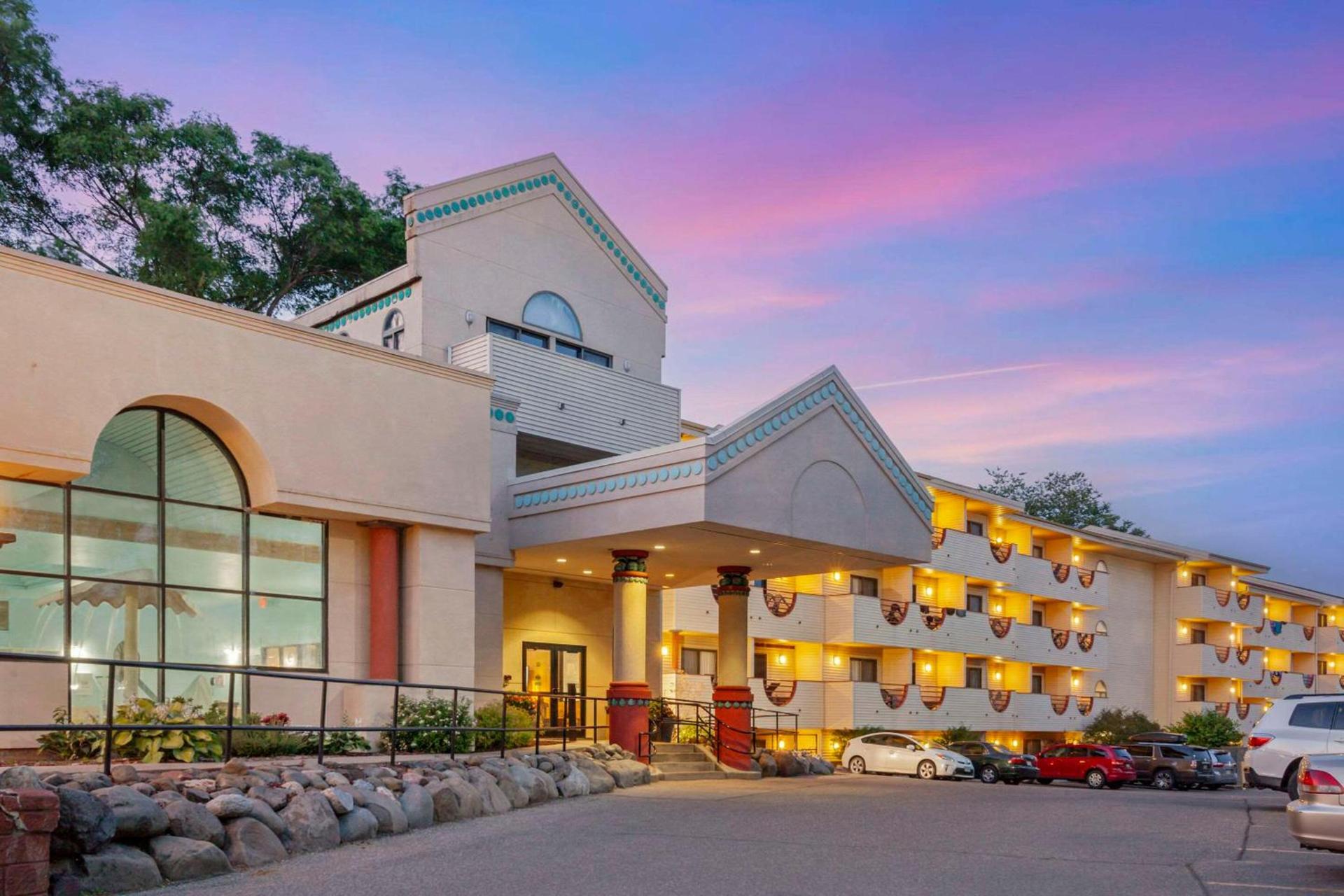 Atlantis Family Waterpark Hotel, an Ascend Collection Hotel photo 9