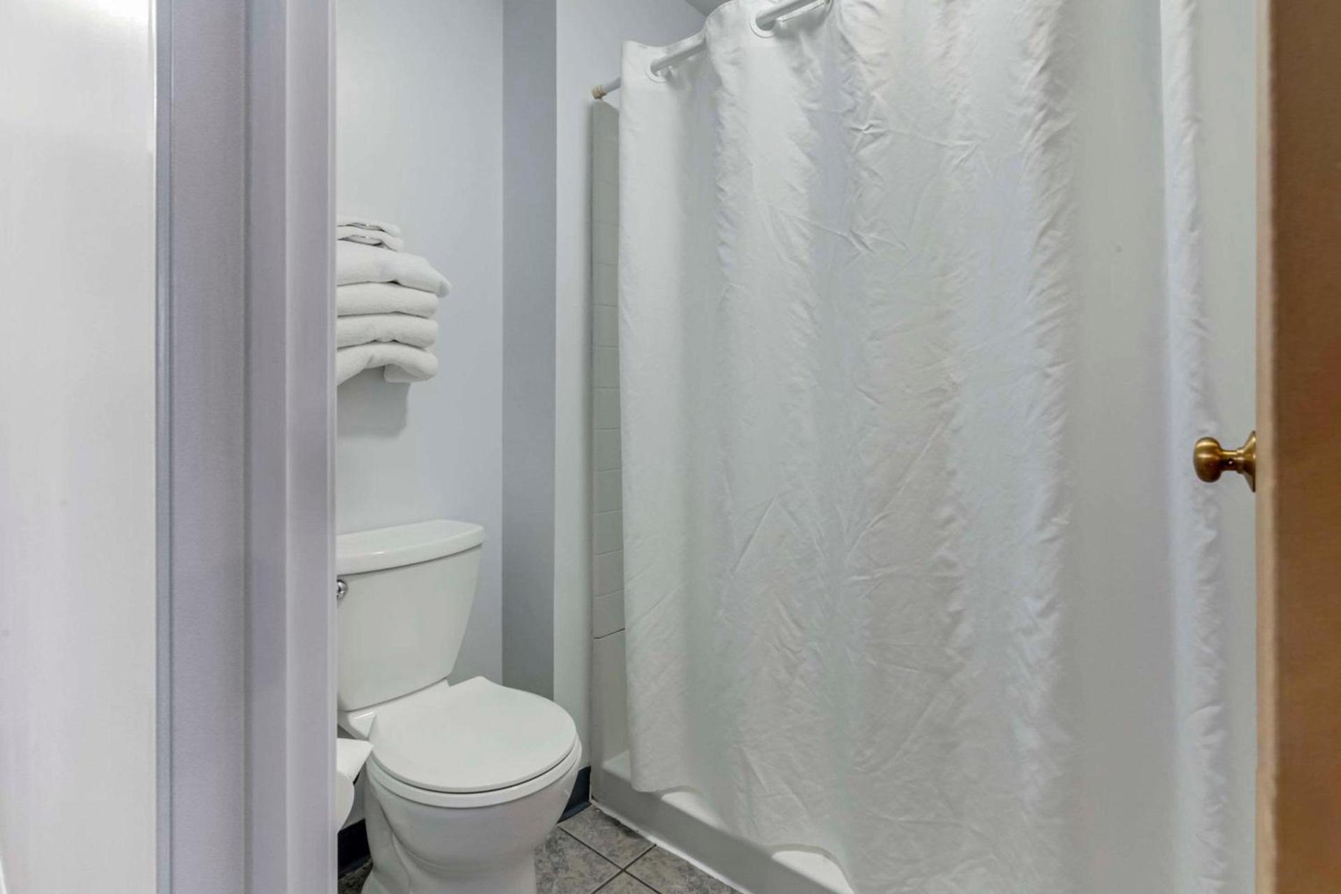 Atlantis Family Waterpark Hotel, an Ascend Collection Hotel photo 2