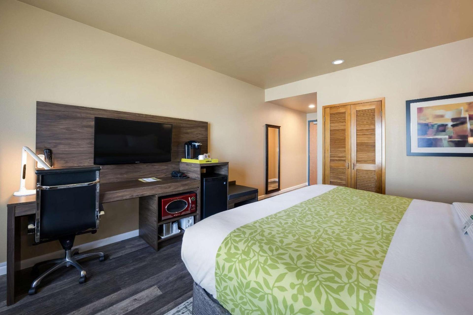 Inn at Port Gardner-Everett Waterfront, an Ascend Collection Hotel photo 25