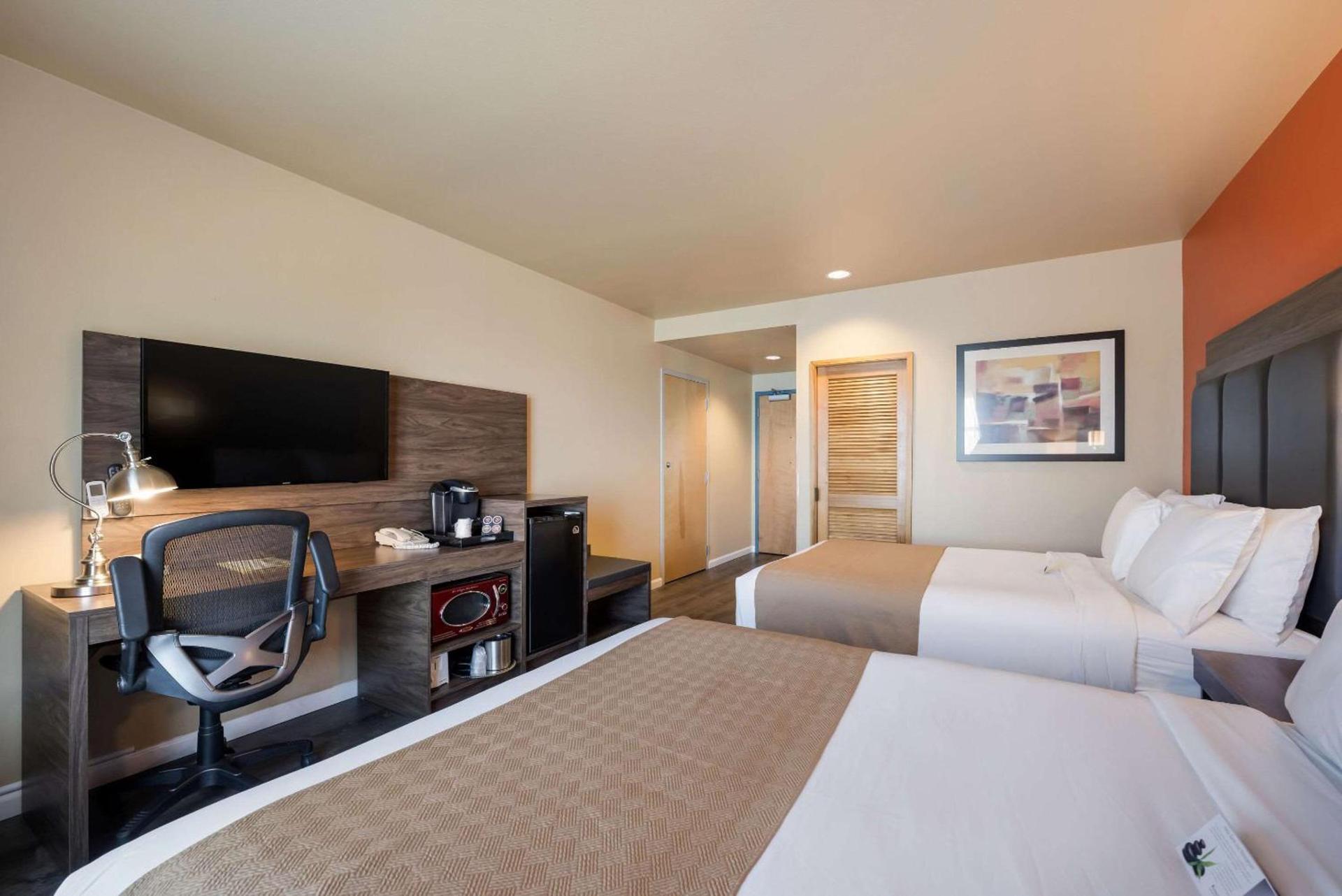 Inn at Port Gardner-Everett Waterfront, an Ascend Collection Hotel photo 28