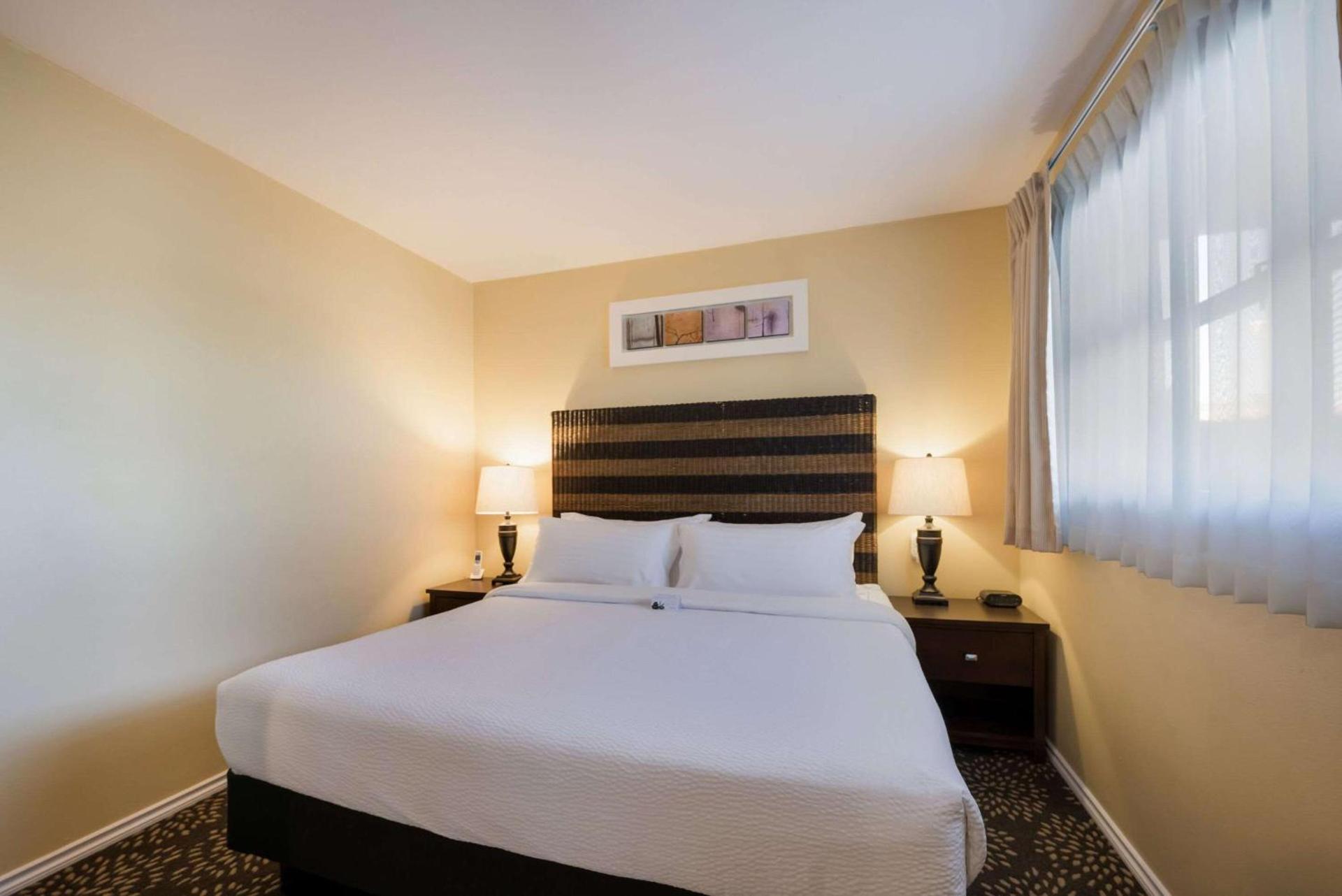 Inn at Port Gardner-Everett Waterfront, an Ascend Collection Hotel photo 40