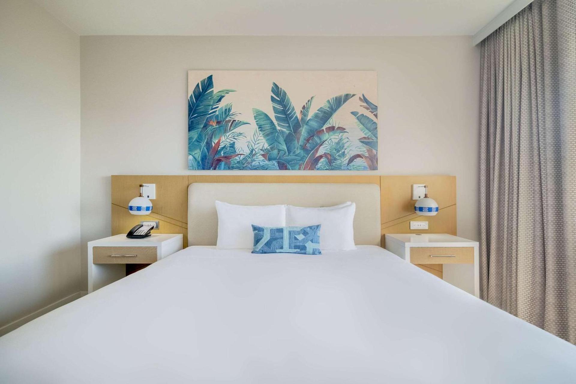 Radisson Resort Miami Beach photo 28