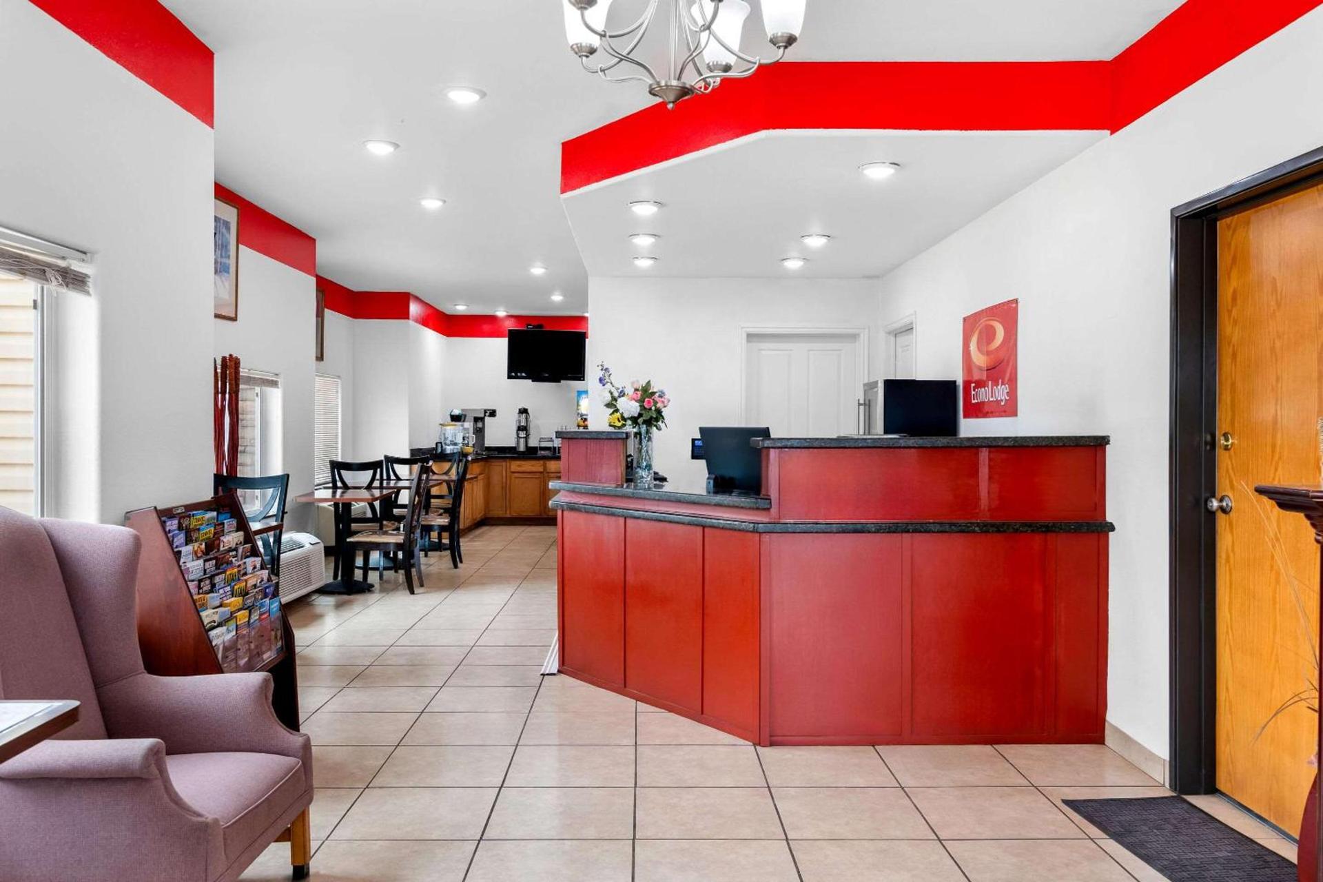 Econo Lodge Panguitch near Bryce Canyon photo 8