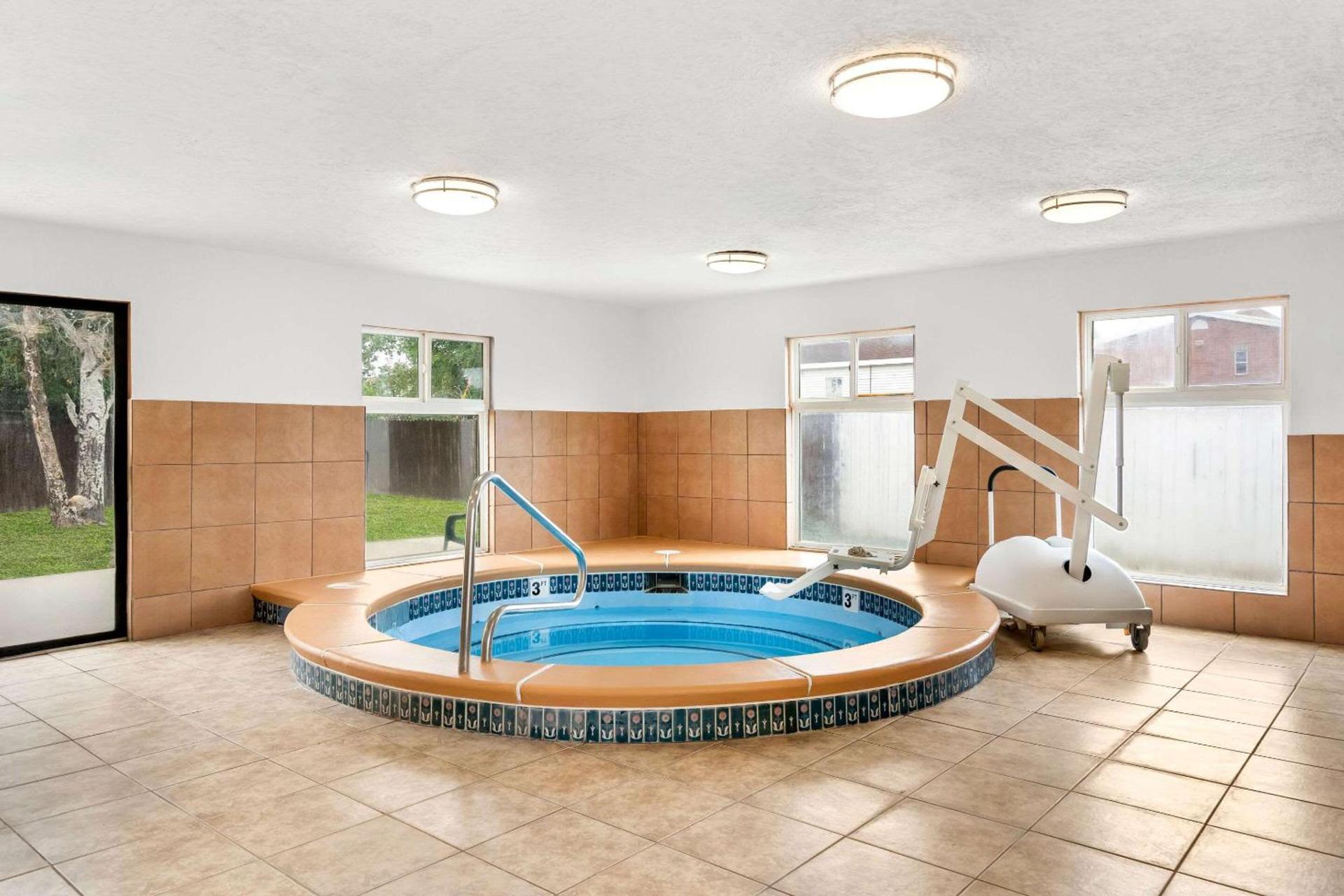 Econo Lodge Panguitch near Bryce Canyon photo 33