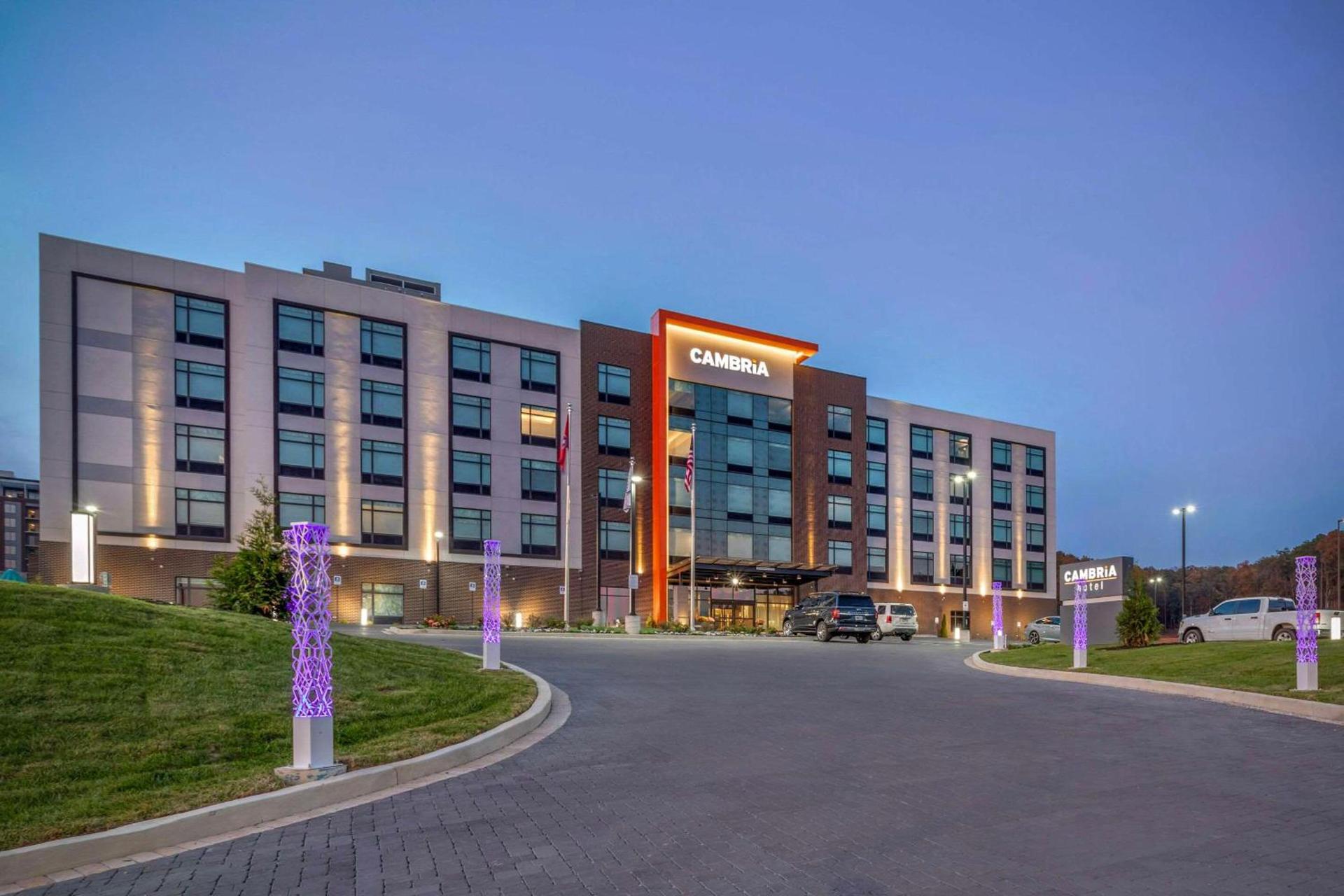 Cambria Hotel Pigeon Forge photo 5
