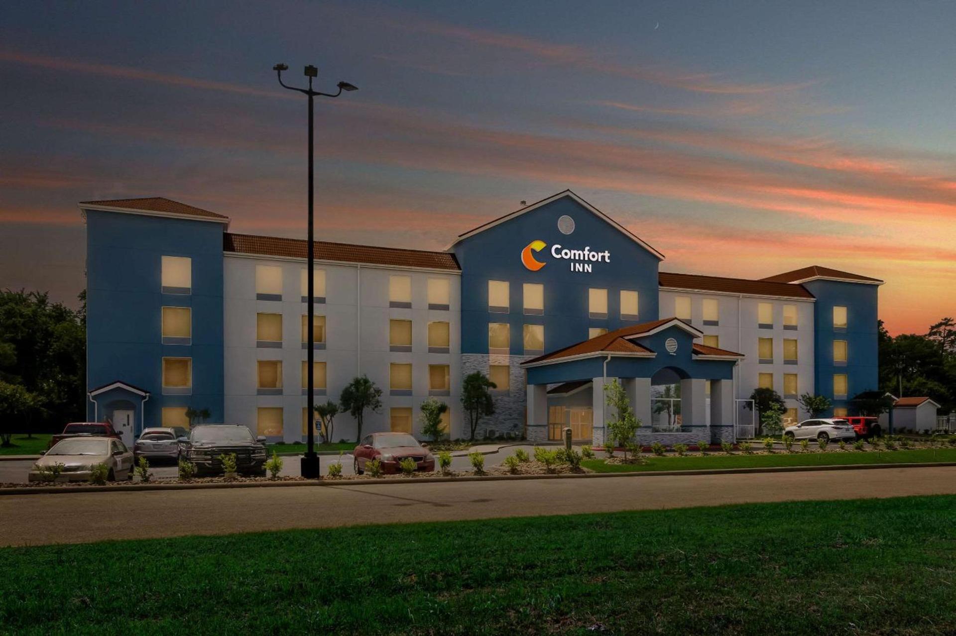 Comfort Inn Conroe photo 5