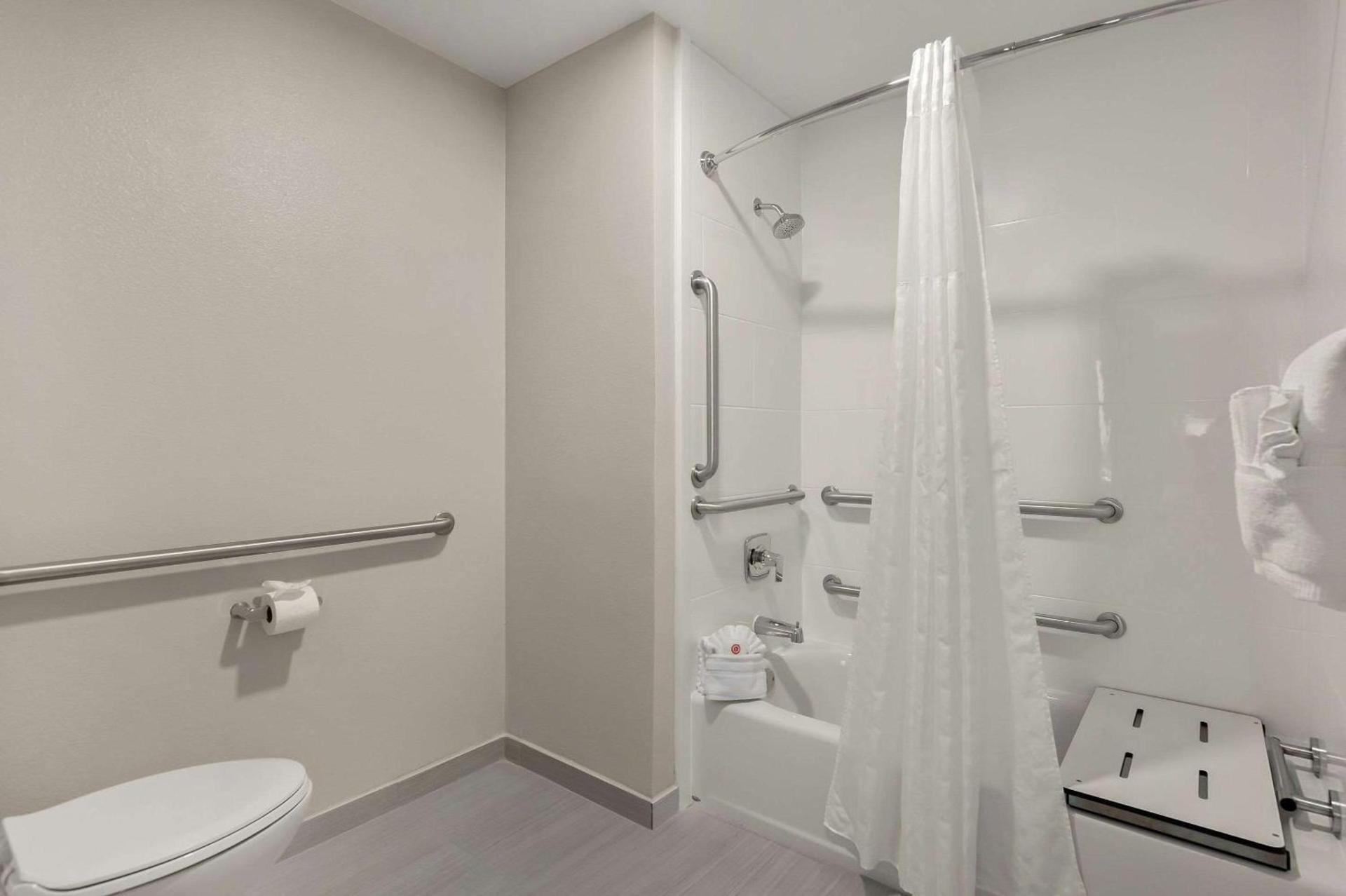Comfort Inn Conroe photo 17
