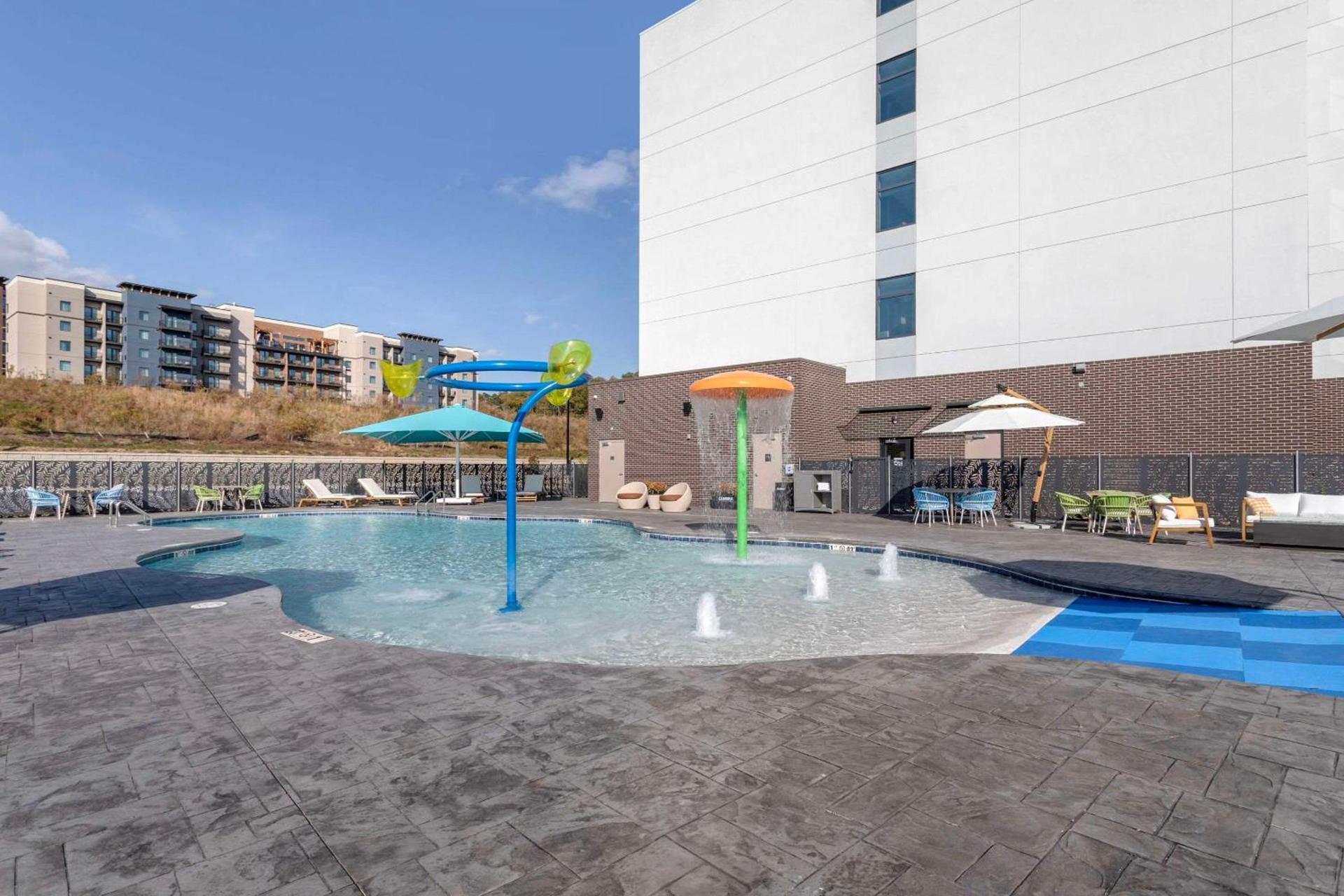 Cambria Hotel Pigeon Forge photo 51