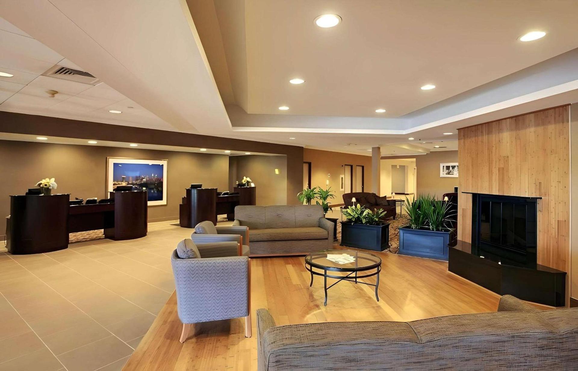 Quality Hotel Philadelphia Airport photo 4