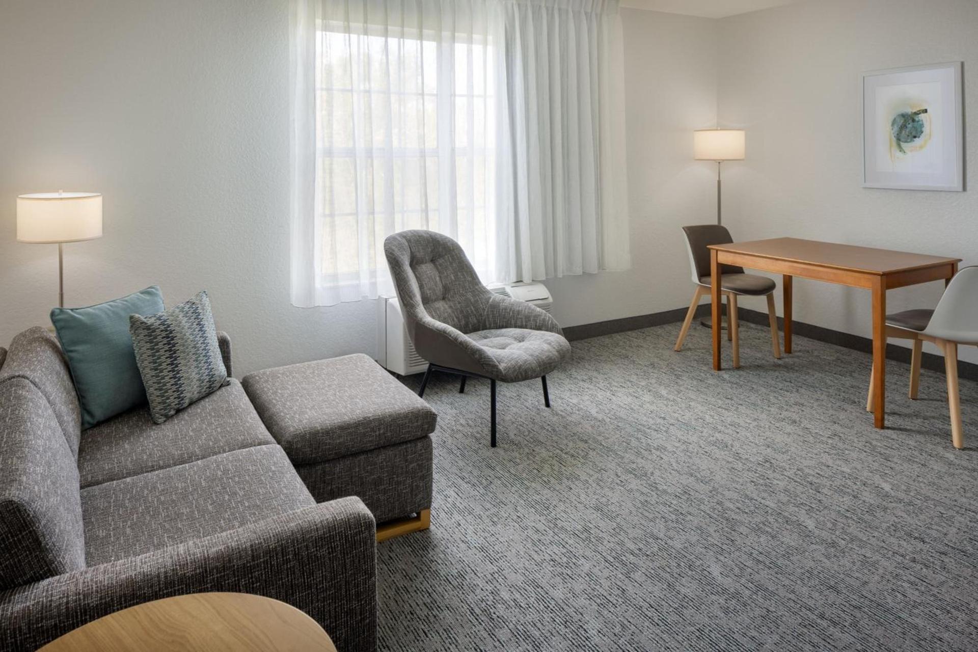 TownePlace Suites by Marriott Orlando East/UCF Area photo 5