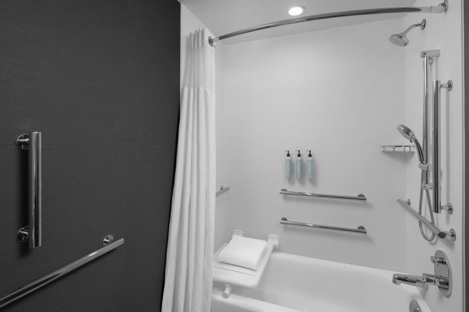 Courtyard by Marriott Reno Sparks photo 11