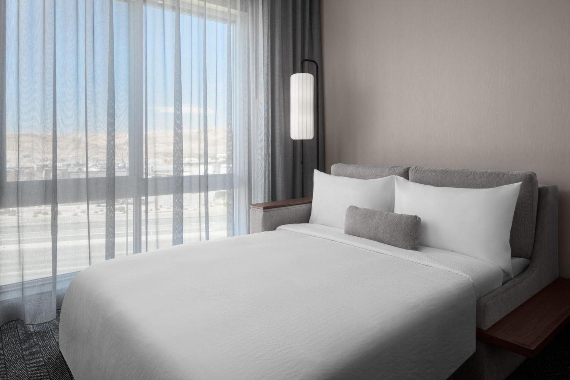 Courtyard by Marriott Reno Sparks photo 14