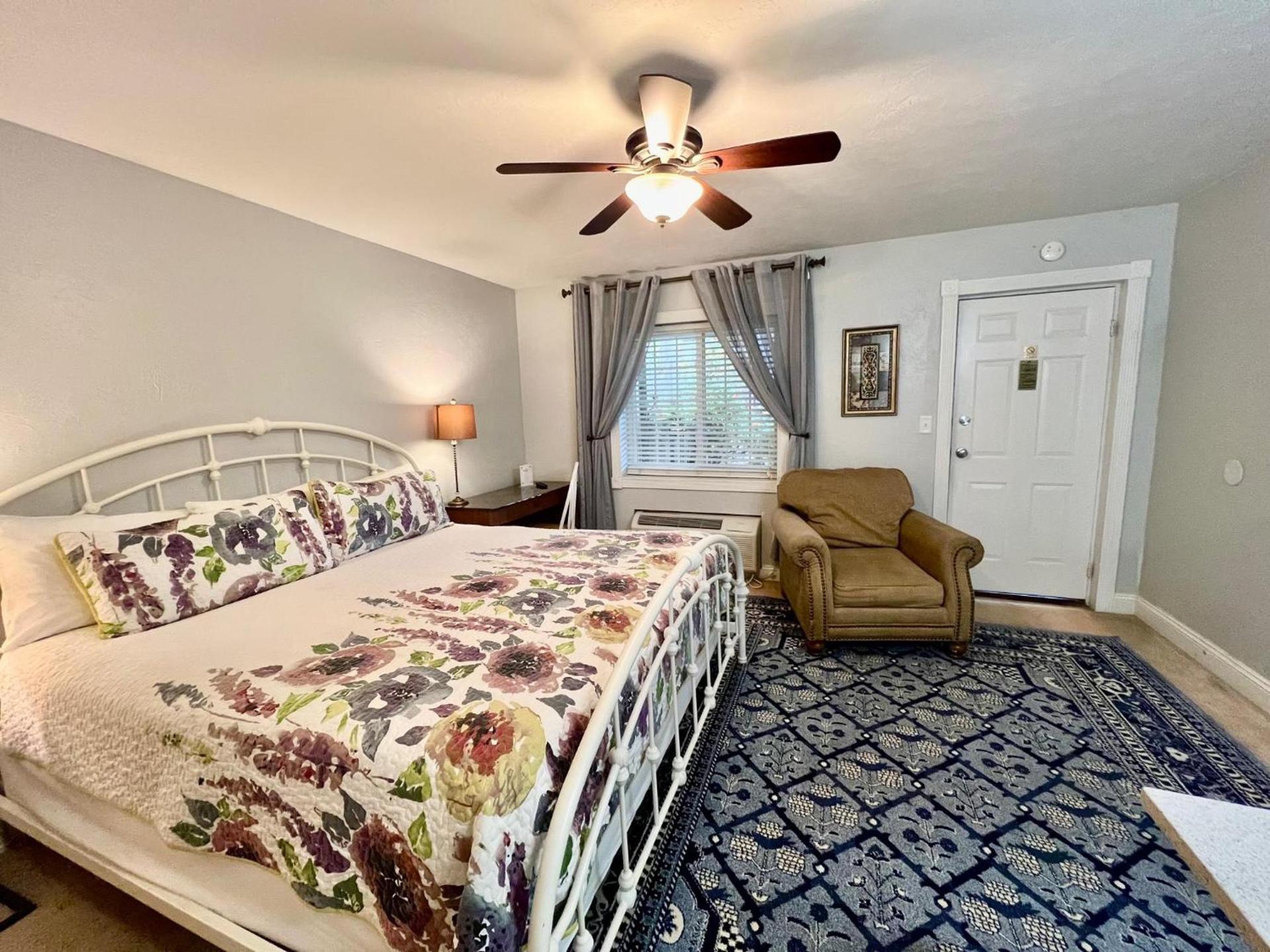 The Mount Vernon Inn photo 39