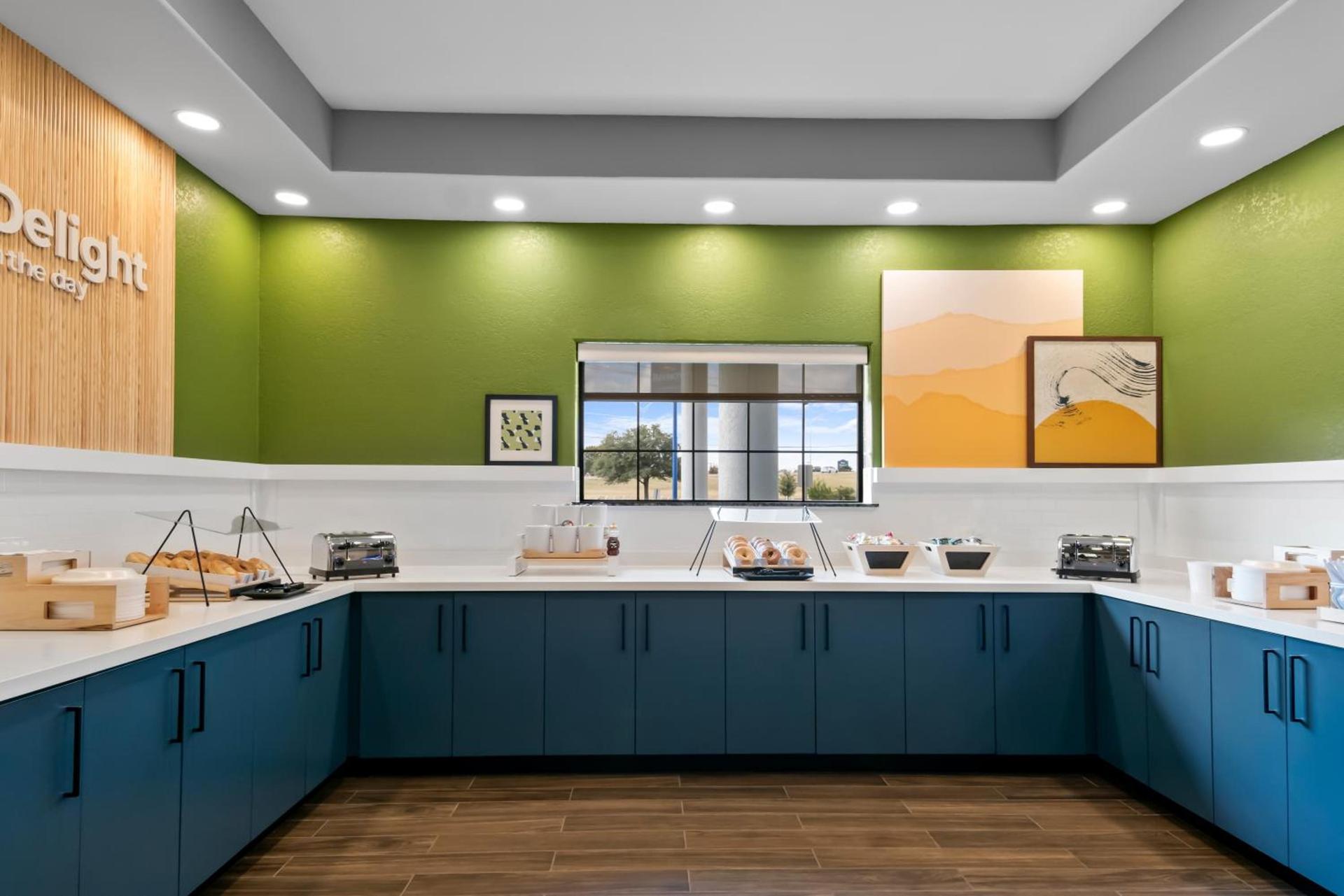 Spark by Hilton Wichita Falls photo 3