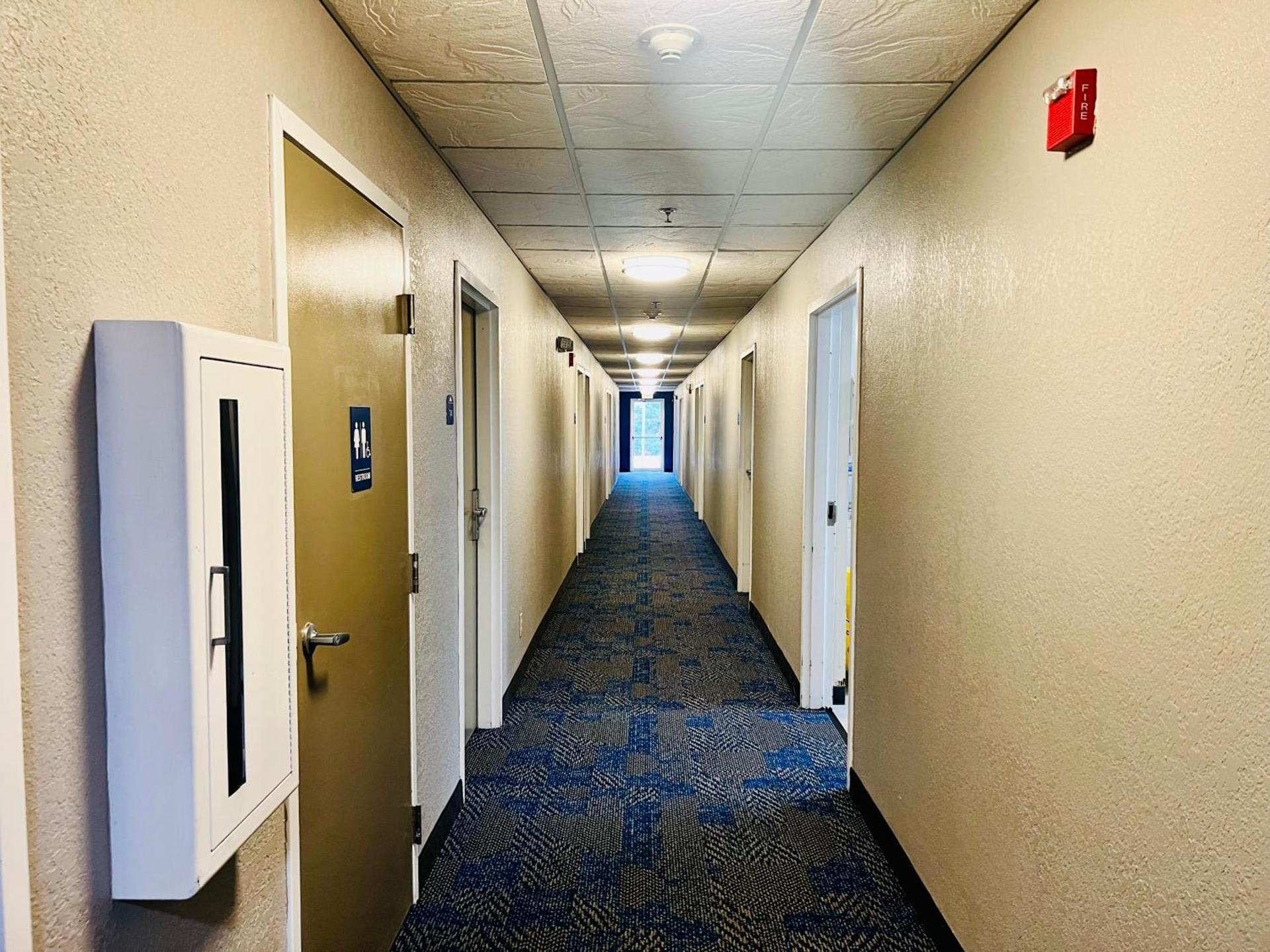 Microtel Inn Georgetown - Lexington North photo 3