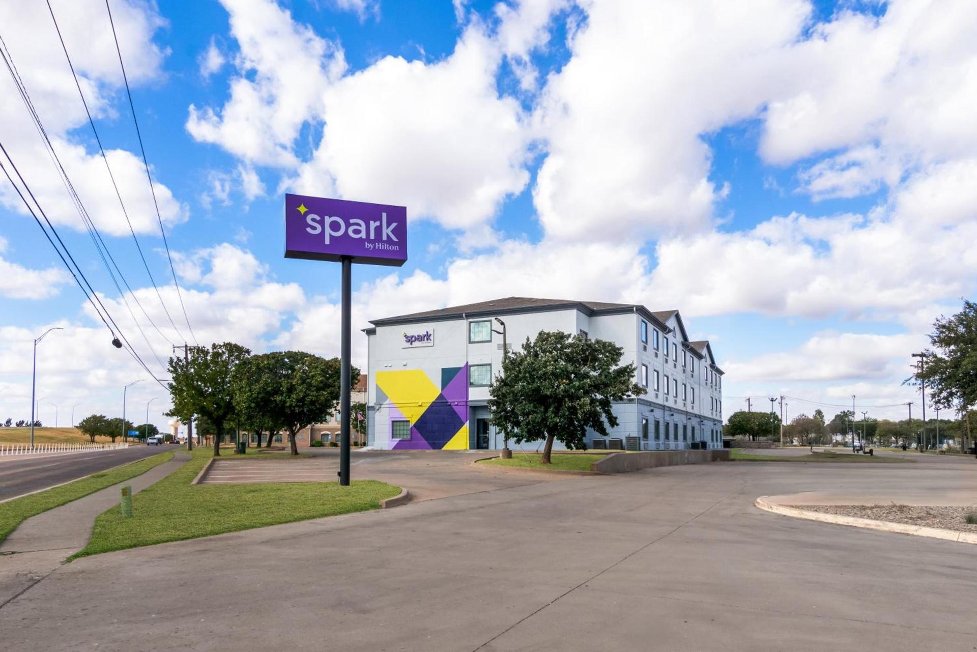 Spark by Hilton Wichita Falls photo 26