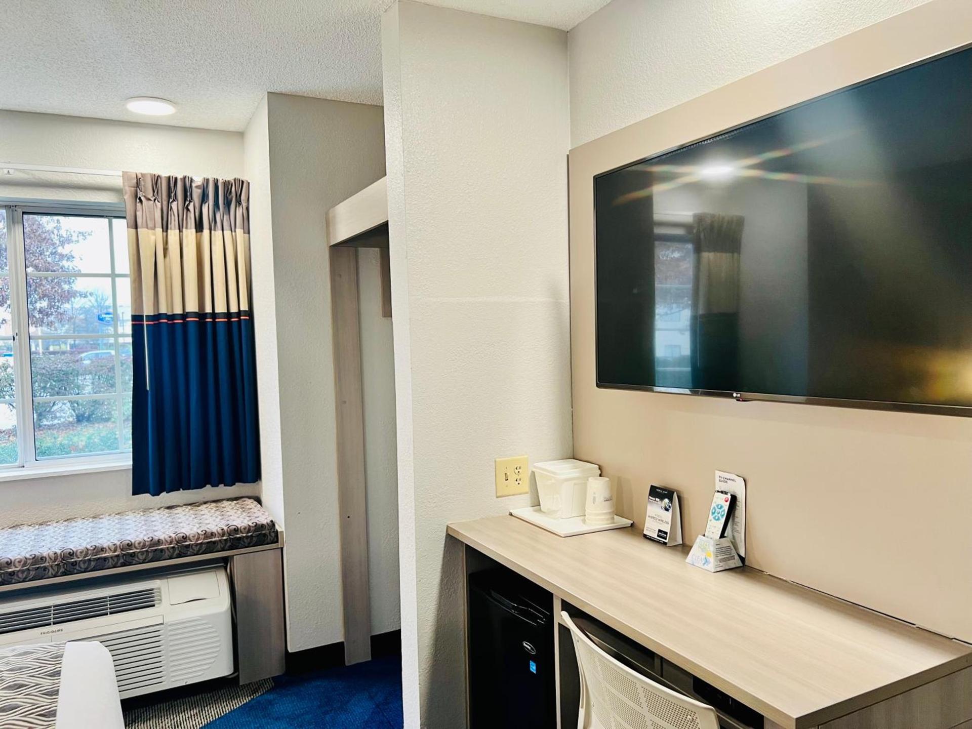 Microtel Inn Georgetown - Lexington North photo 6