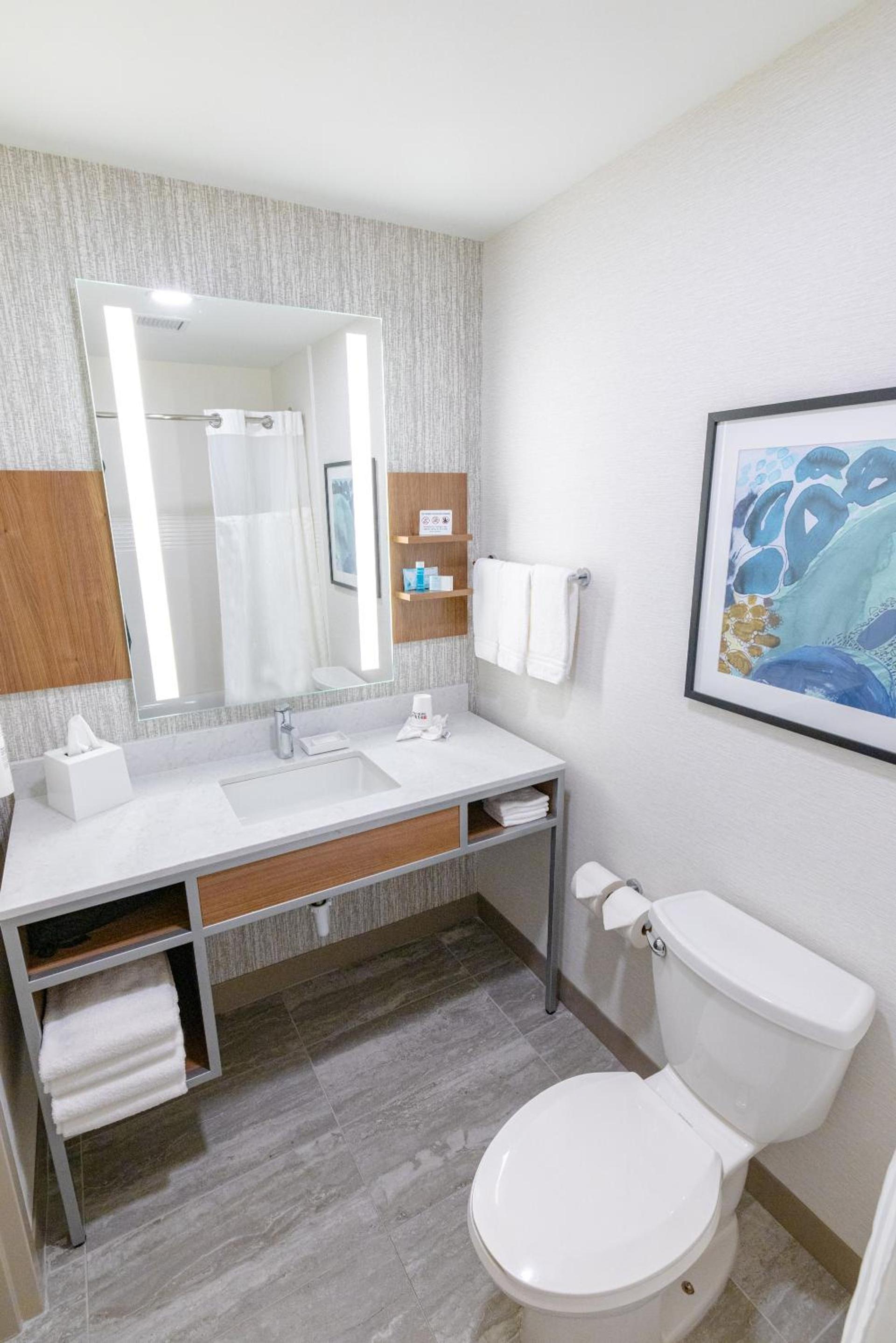 Hilton Garden Inn Lakewood photo 26