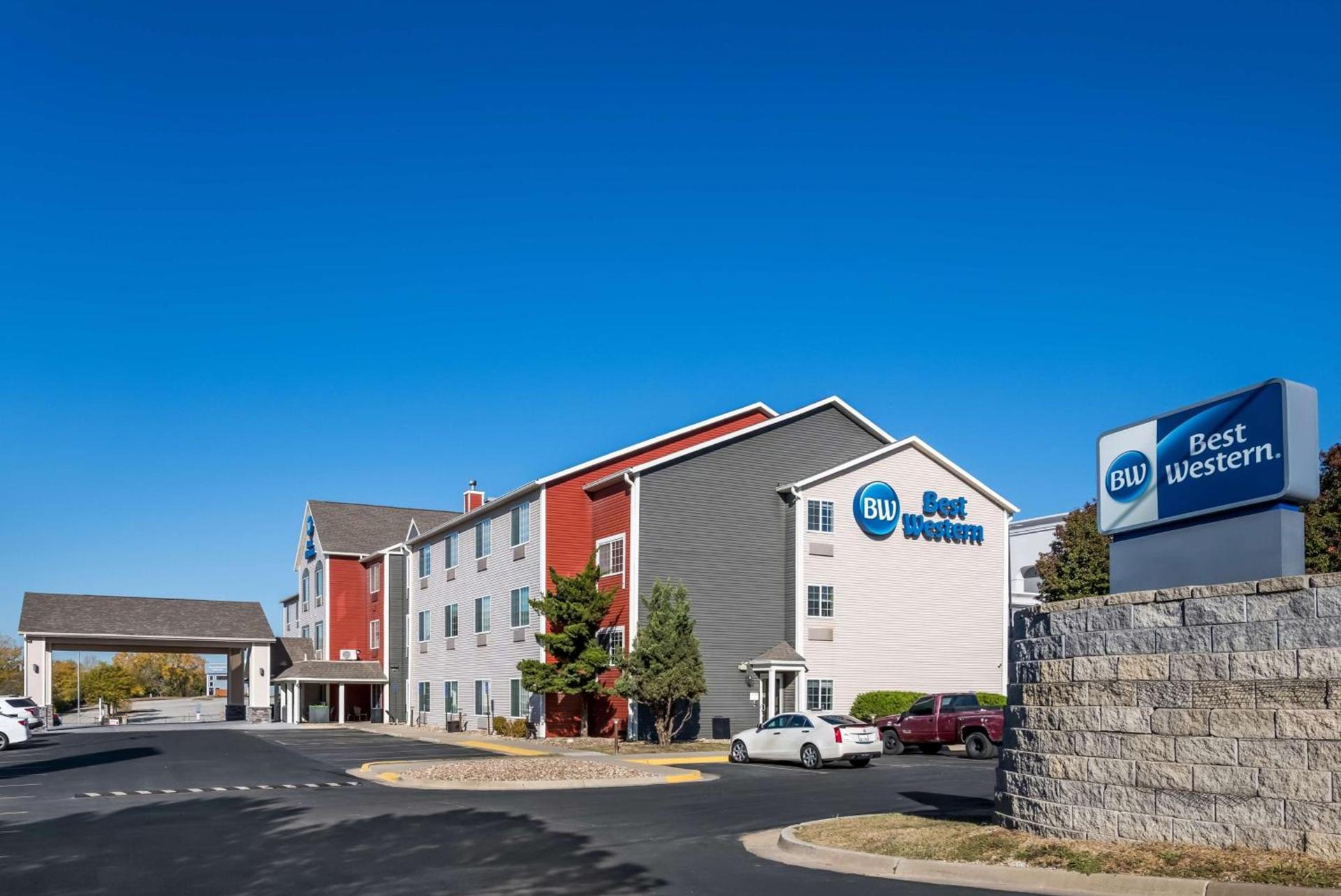 Best Western Worlds Of Fun photo 1