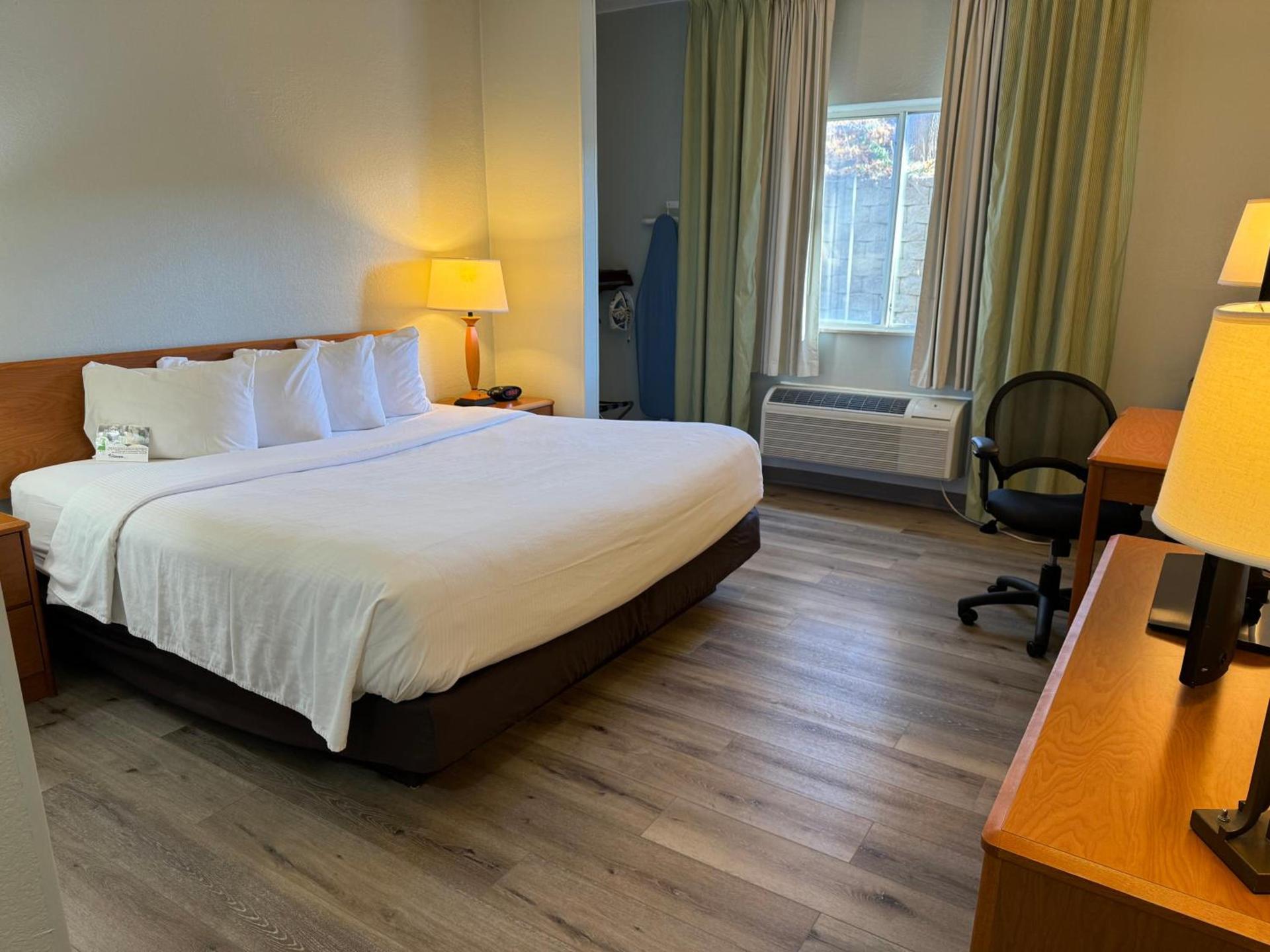 Wingate by Wyndham Sioux City photo 58