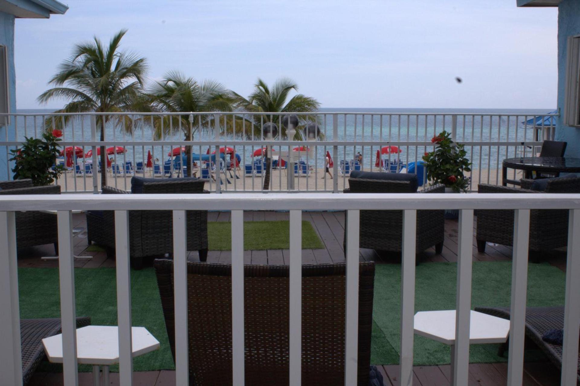 Golden Sand Oceanfront photo 38