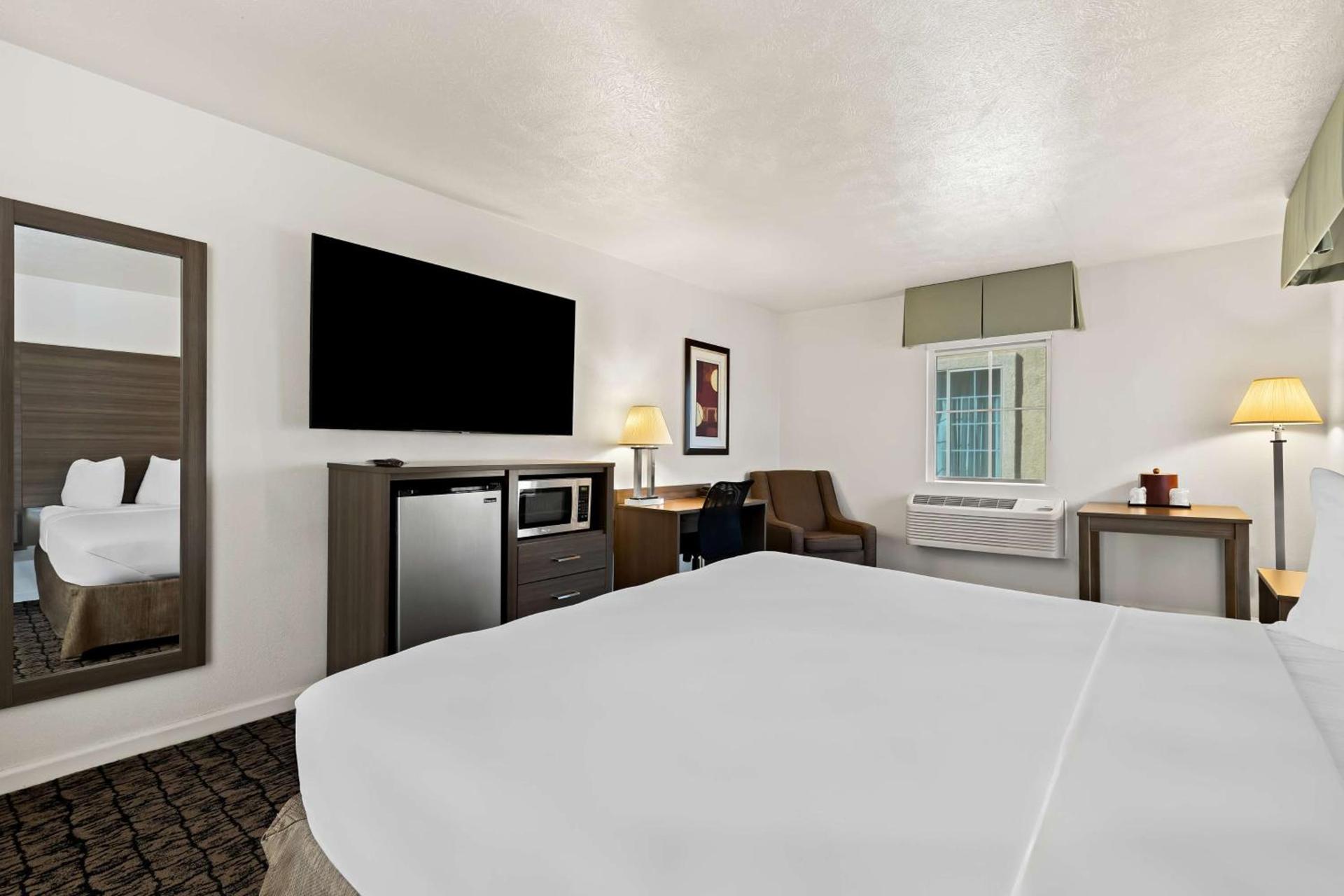Best Western El Centro Inn photo 11