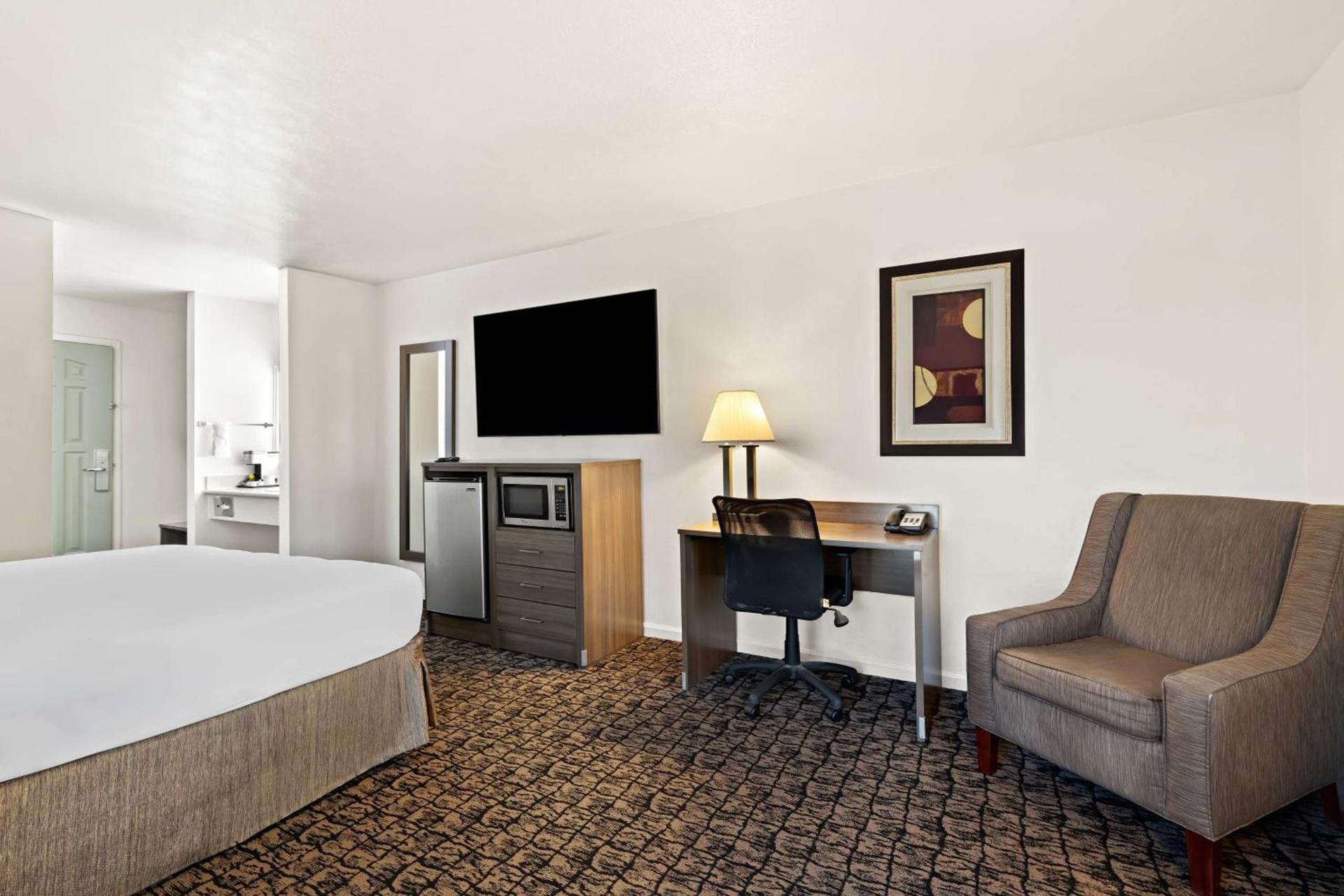 Best Western El Centro Inn photo 12
