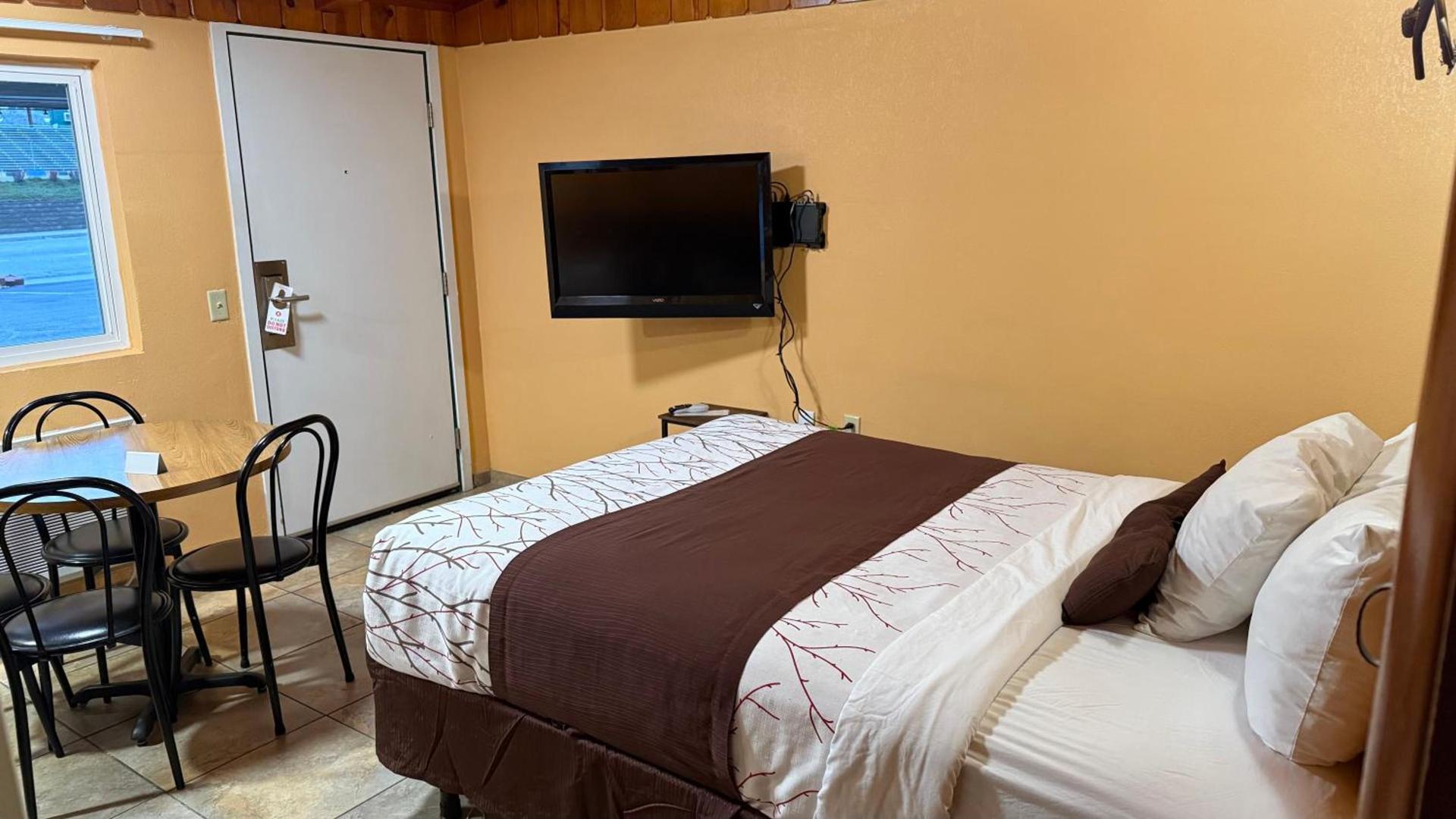 Apple Inn Motel photo 47