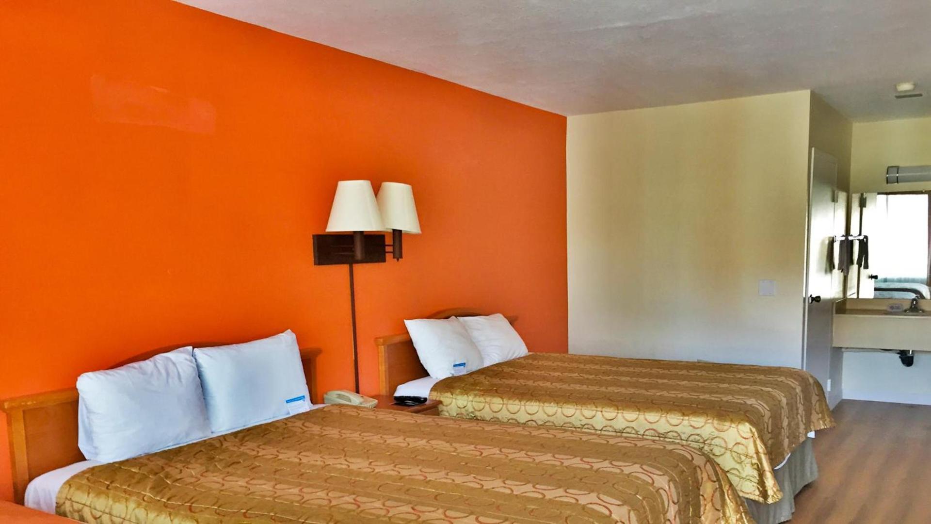 Motel 6-San Diego, CA - Southbay photo 13