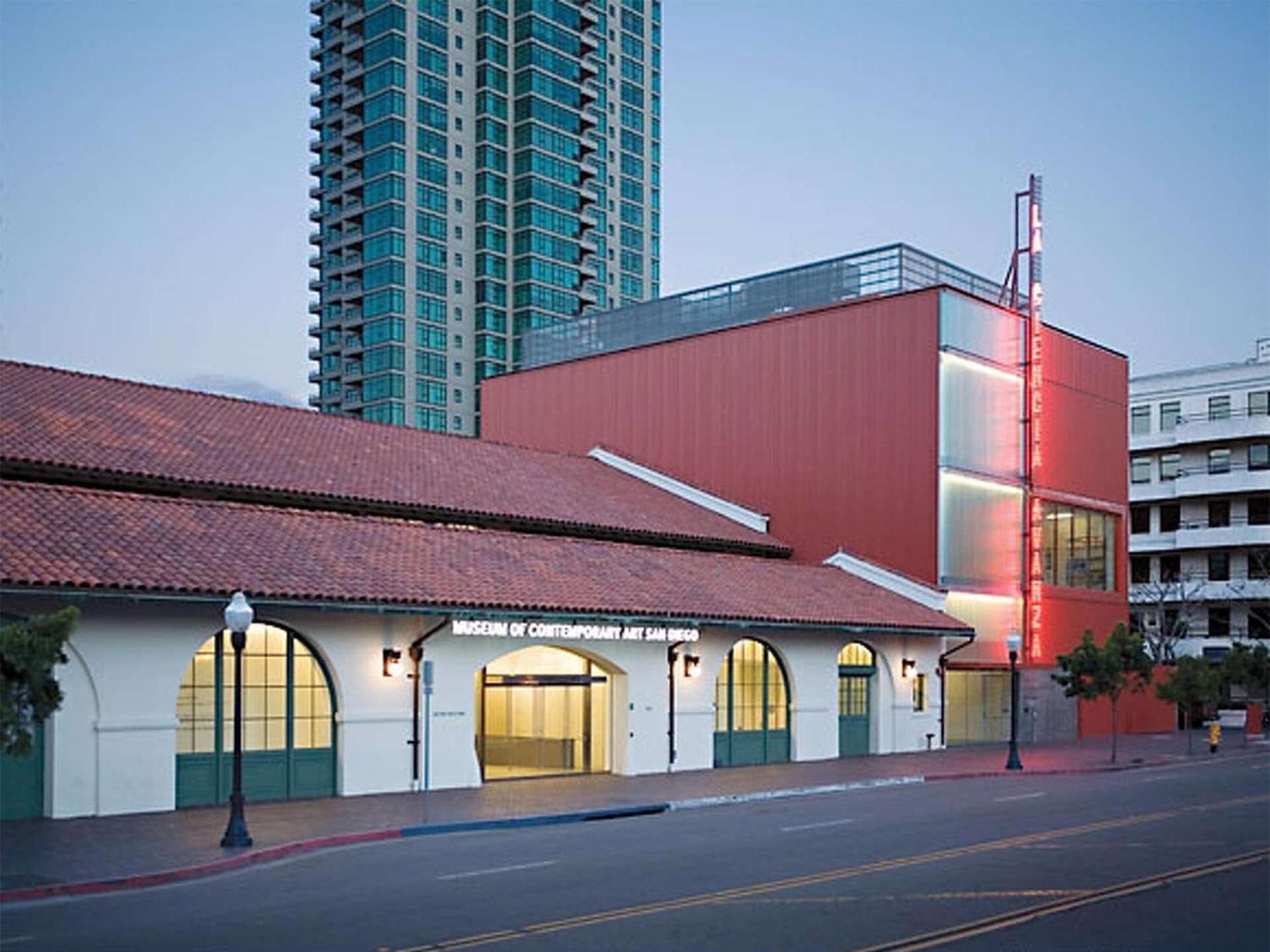 Somerset Hotel photo 9