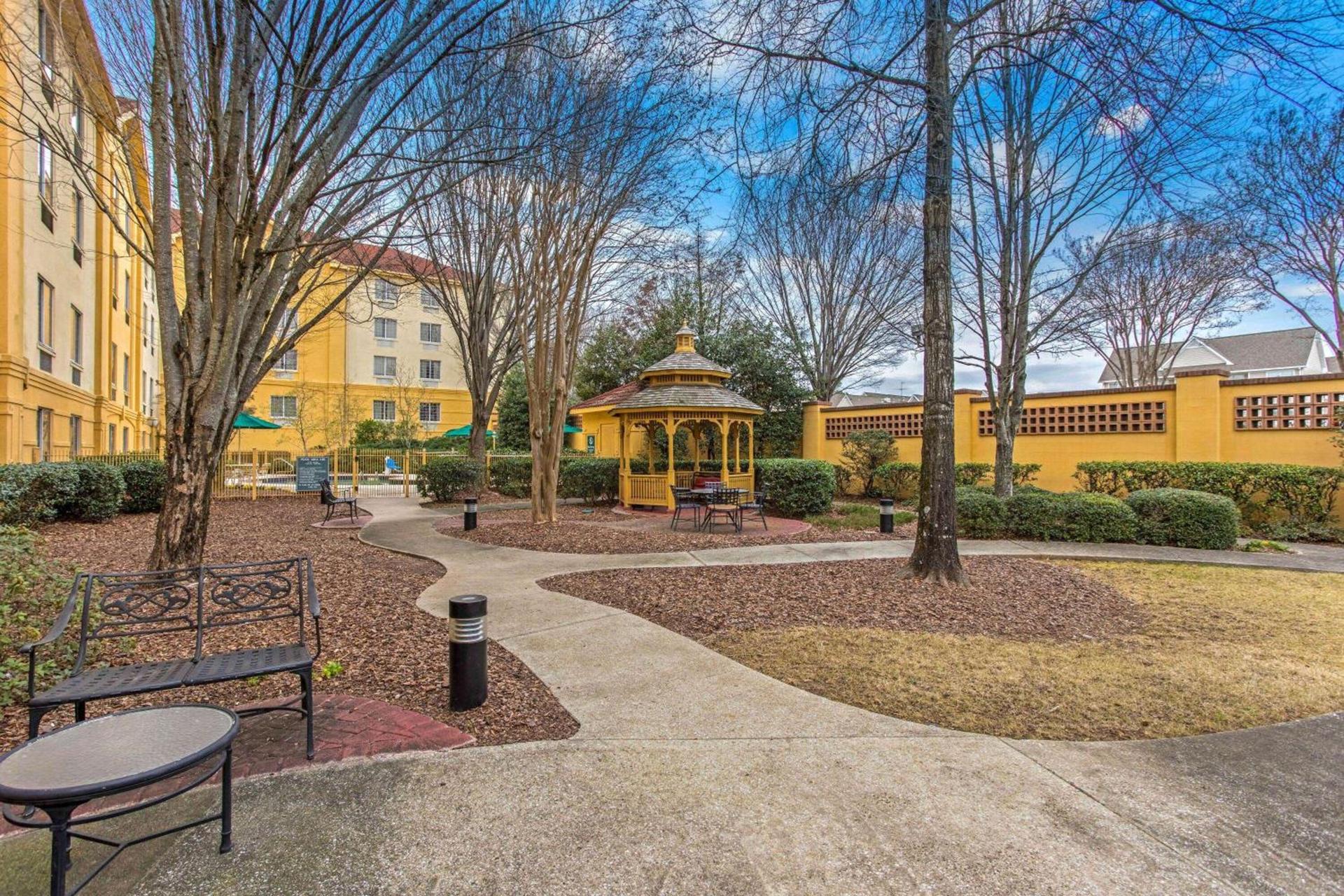 La Quinta by Wyndham Birmingham Homewood photo 40