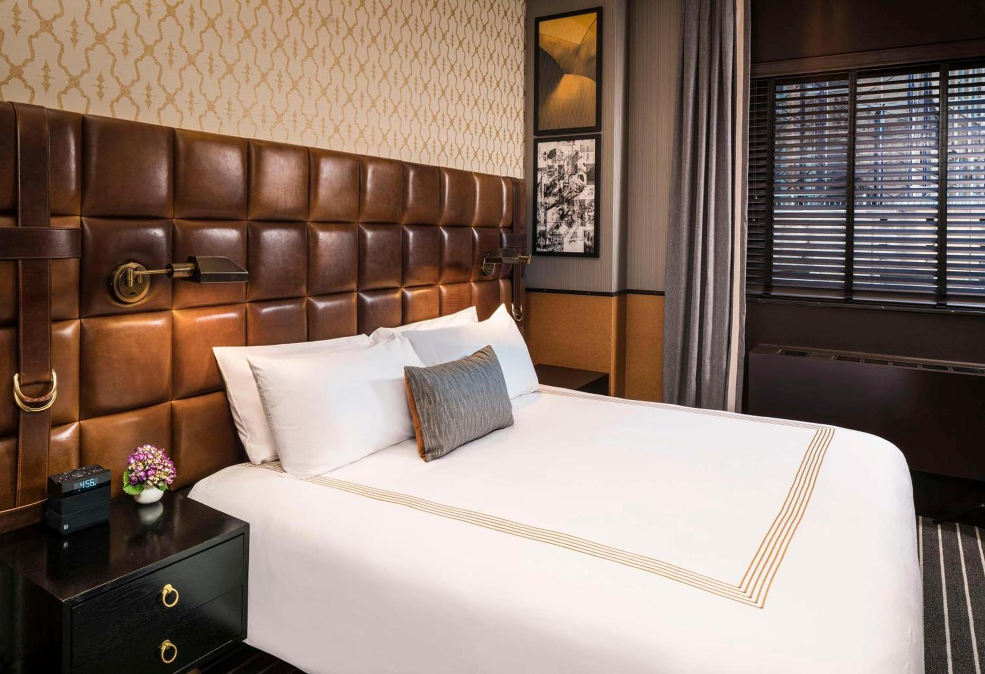 Gild Hall, A Thompson Hotel, by Hyatt photo 4