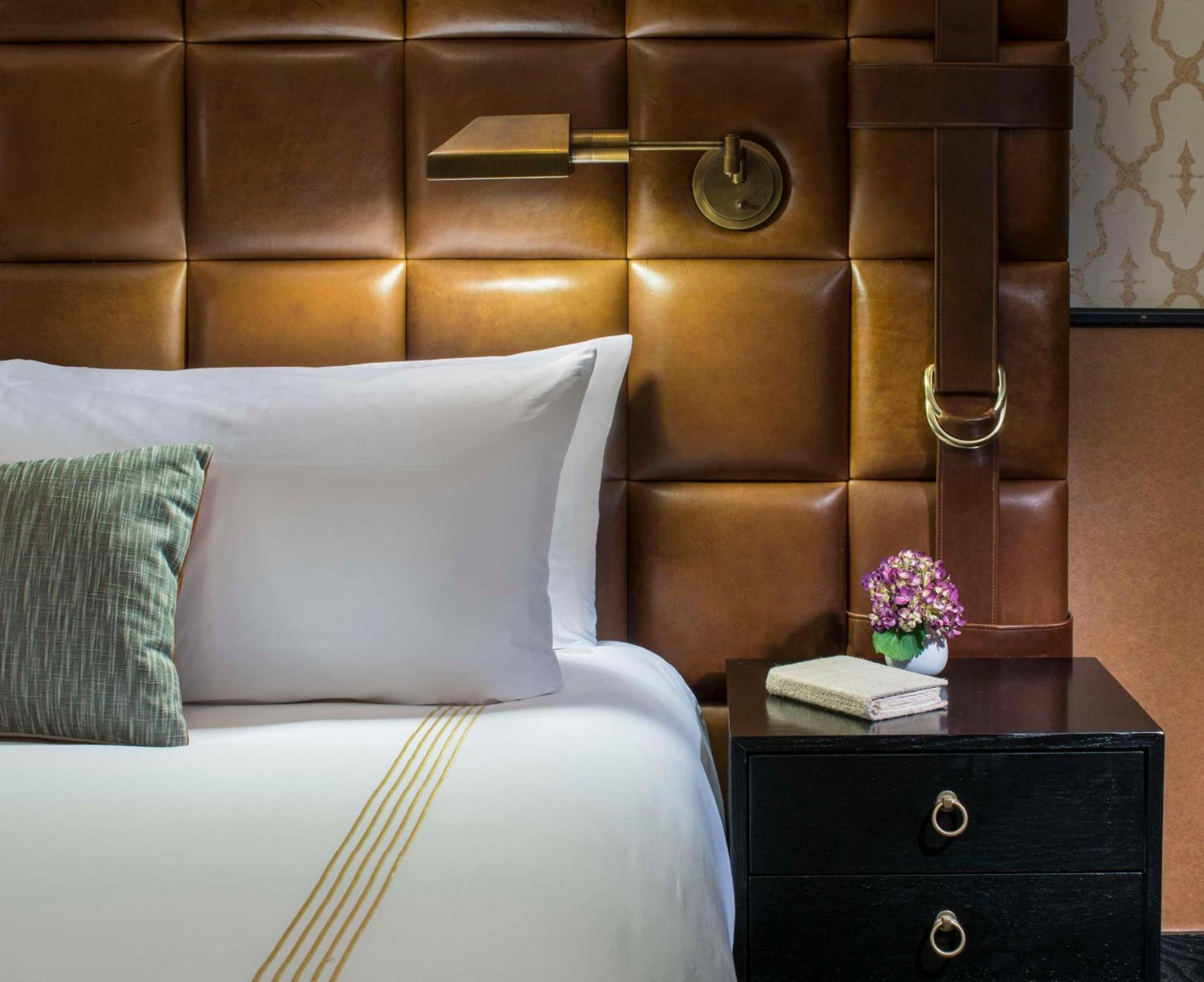Gild Hall, A Thompson Hotel, by Hyatt photo 9