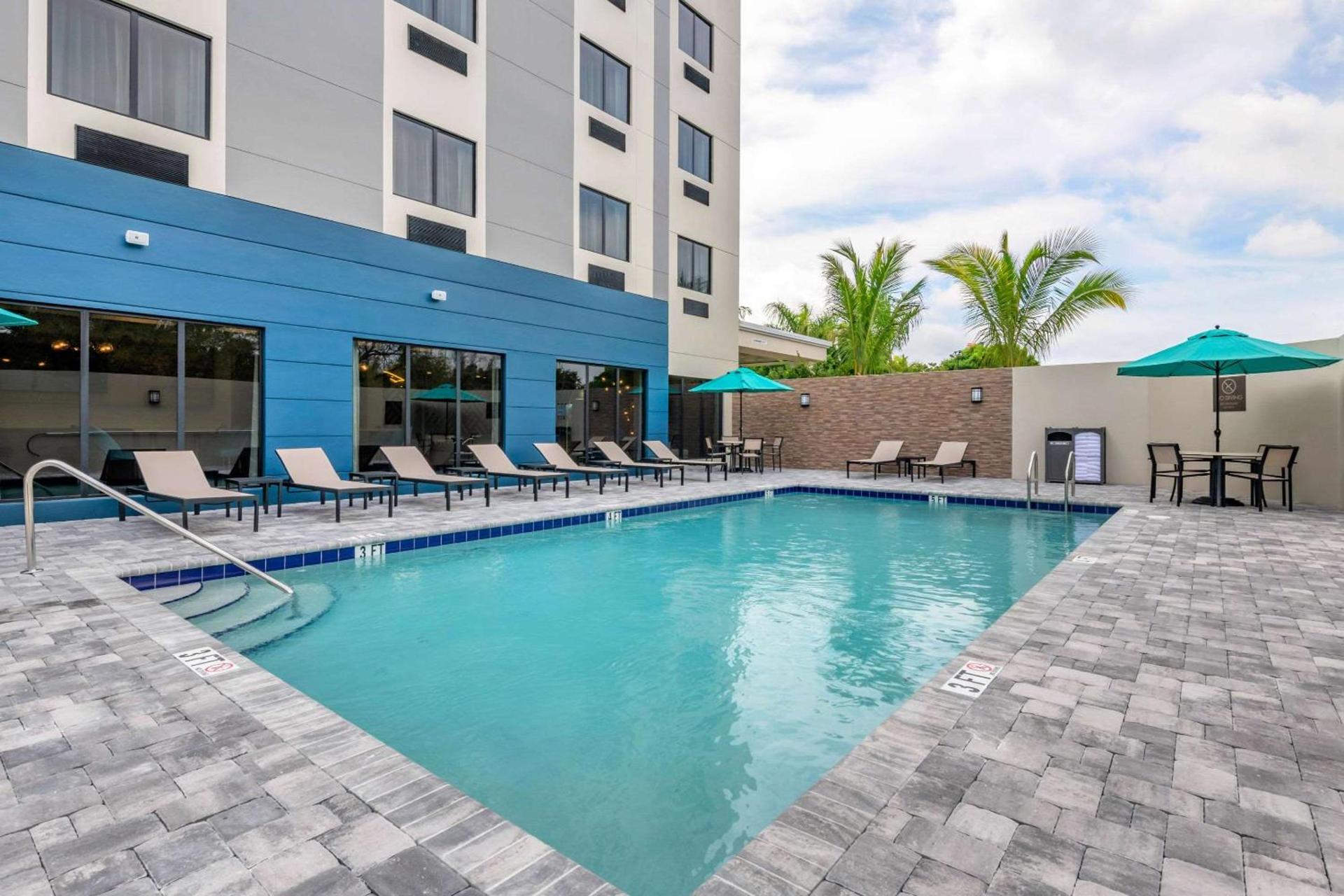 Comfort Suites Stuart-Hutchinson Island photo 13
