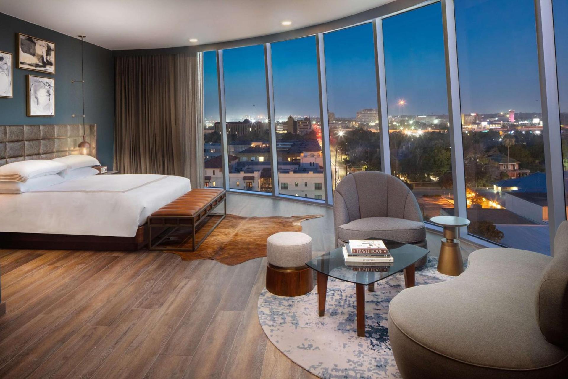 Thompson San Antonio - Riverwalk, by Hyatt photo 5