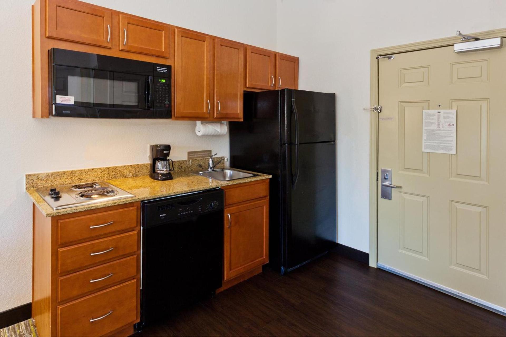 Candlewood Suites Eastchase Park by IHG photo 49