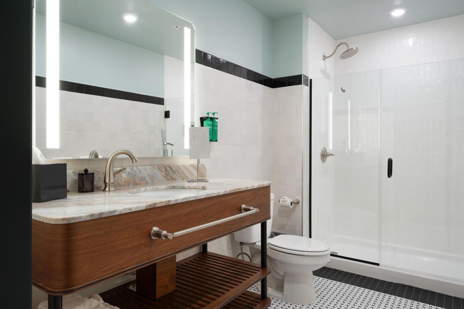 The Delegate Hotel photo 71