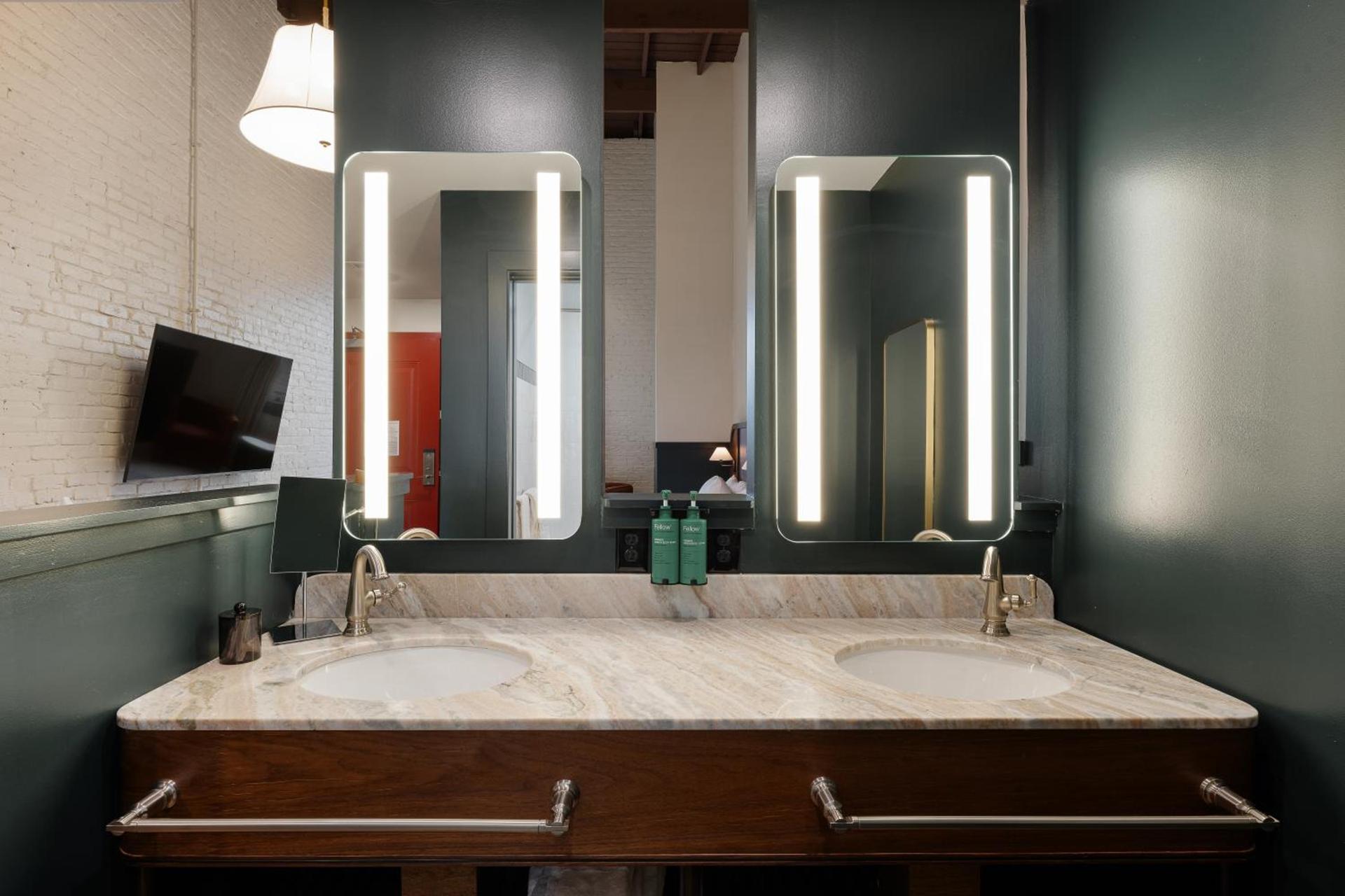 The Delegate Hotel photo 76