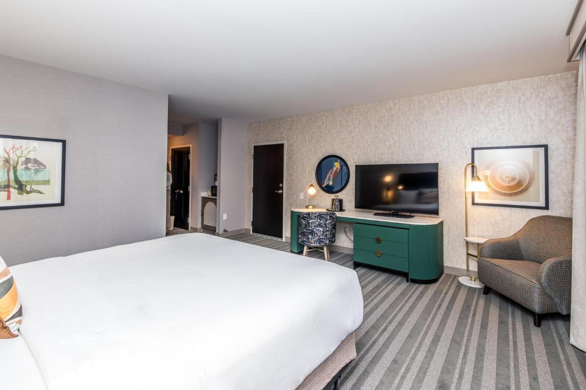 Voco The Clair Cincinnati Downtown by IHG photo 26
