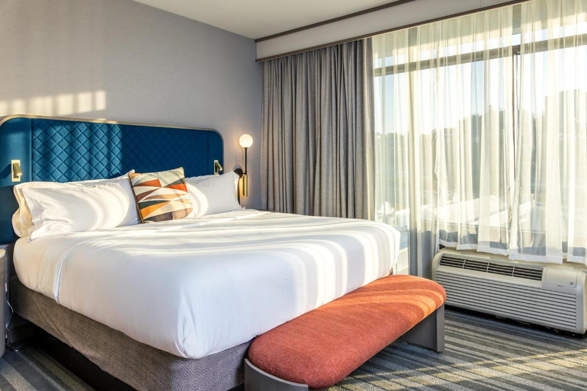 Voco The Clair Cincinnati Downtown by IHG photo 20