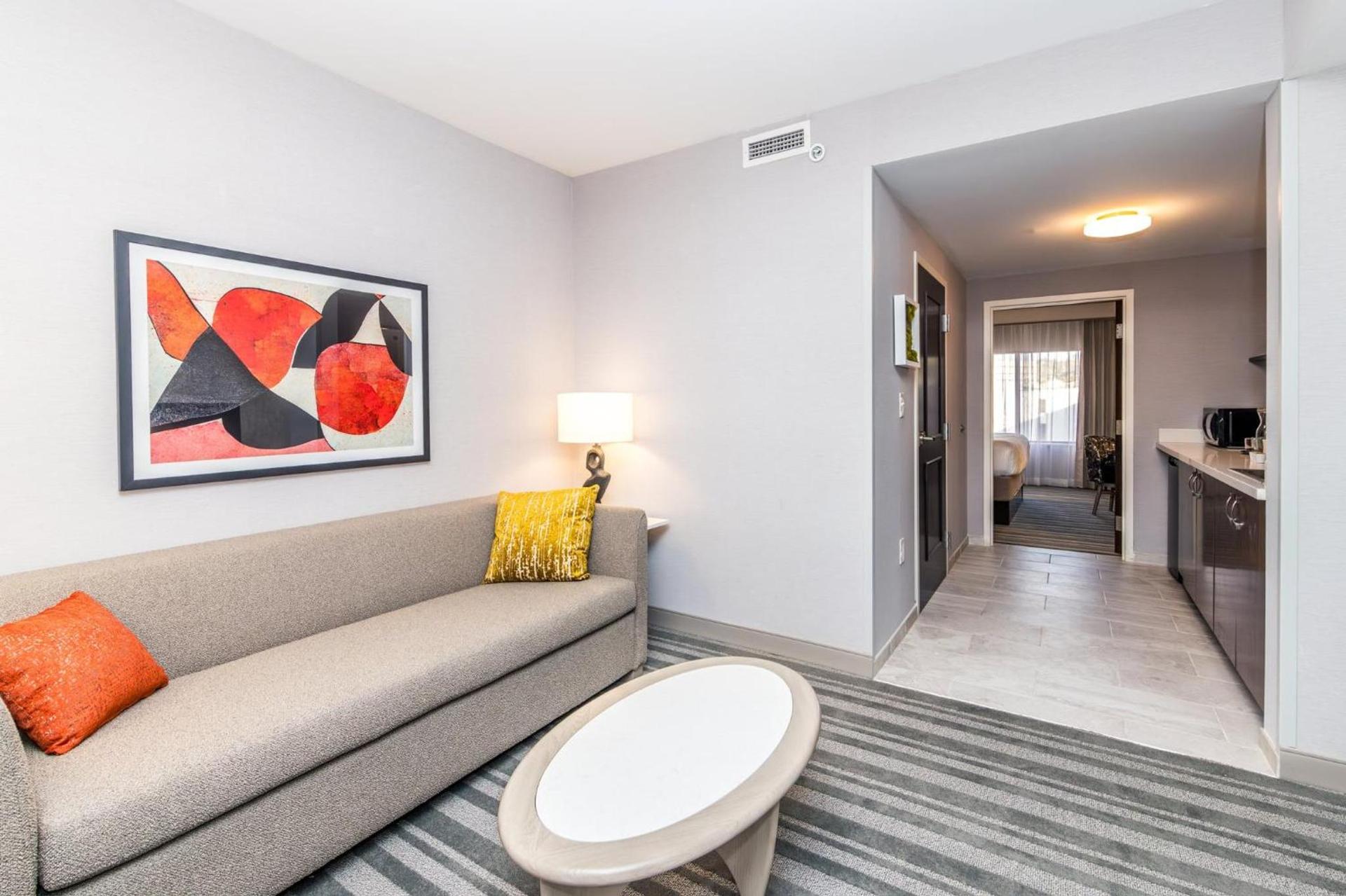 Voco The Clair Cincinnati Downtown by IHG photo 21
