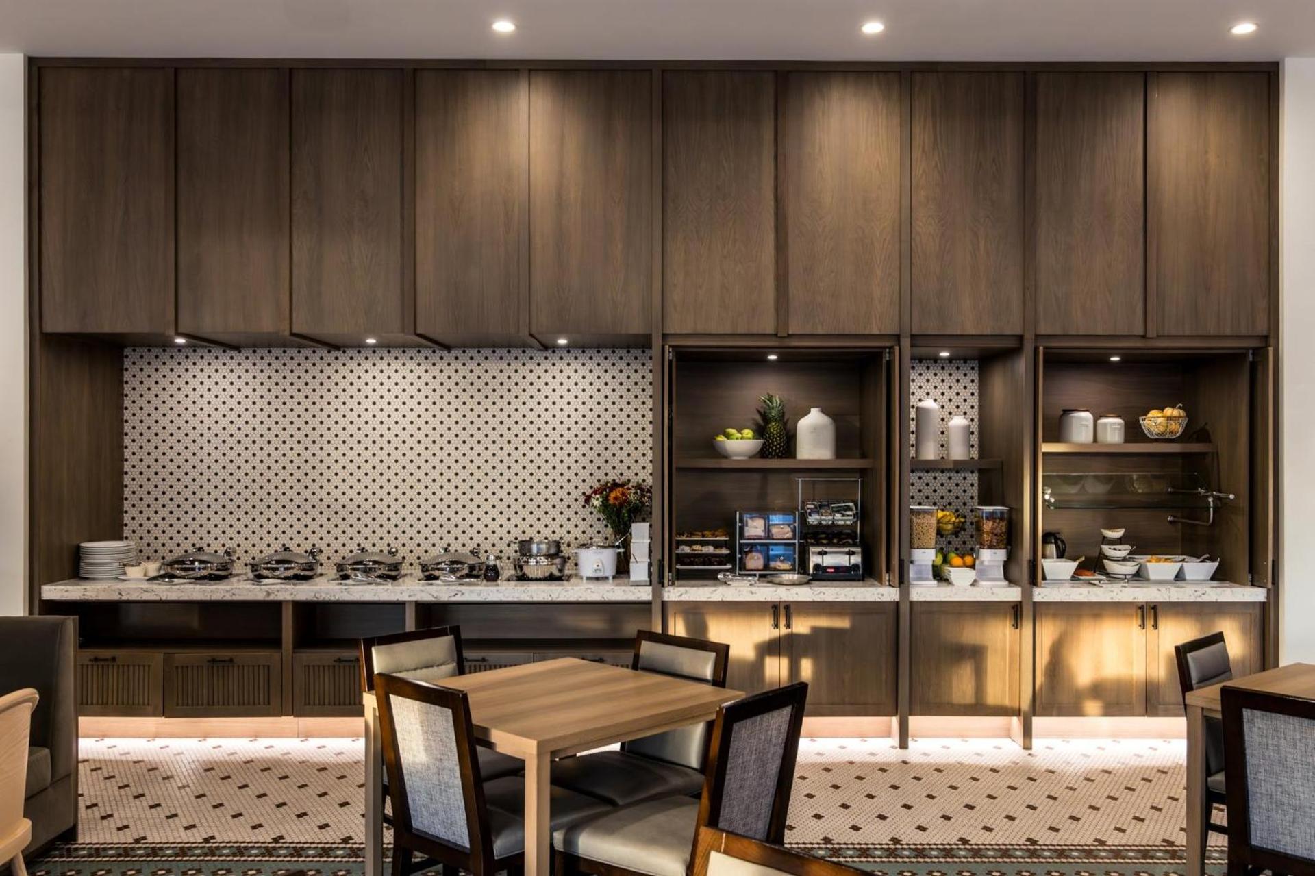 Voco The Clair Cincinnati Downtown by IHG photo 12