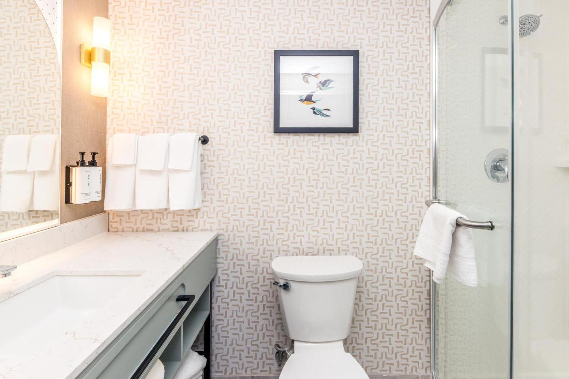 Voco The Clair Cincinnati Downtown by IHG photo 29