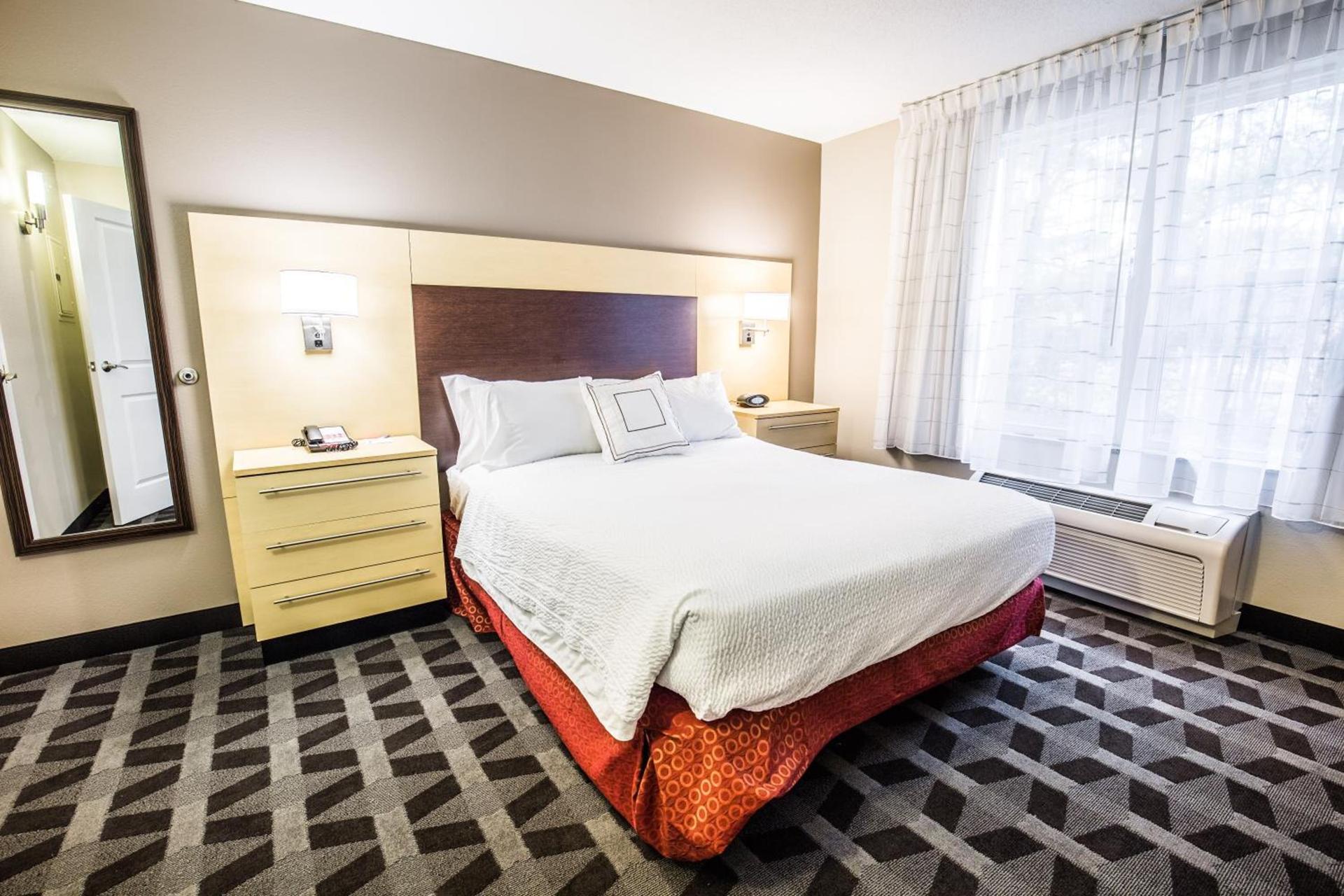 TownePlace Suites by Marriott Gilford photo 36